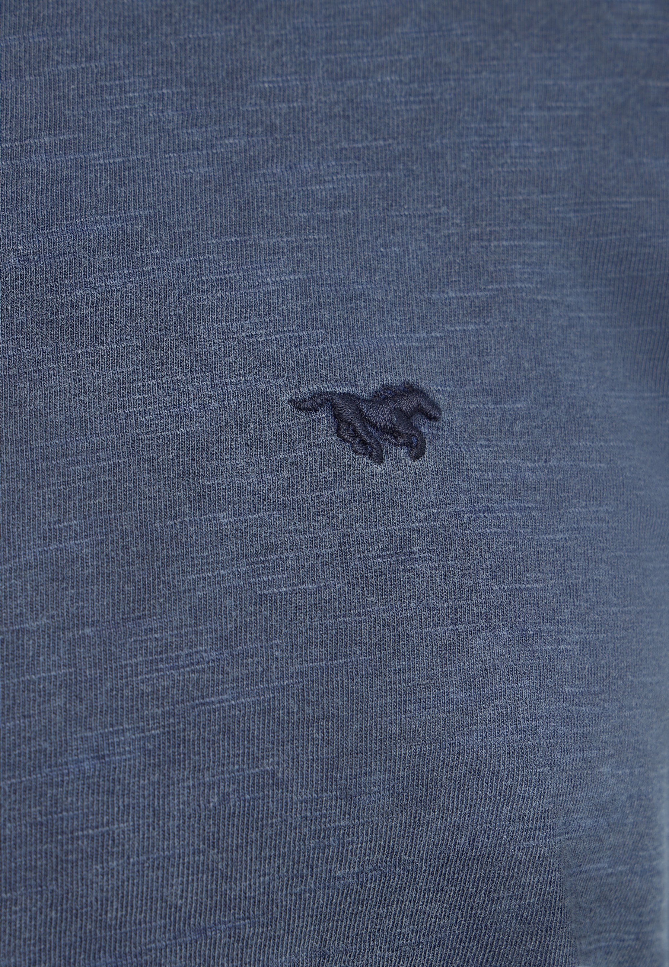 MUSTANG T-shirt à manches longues »Atchison Henley LA« avec patte de boutonnage courte