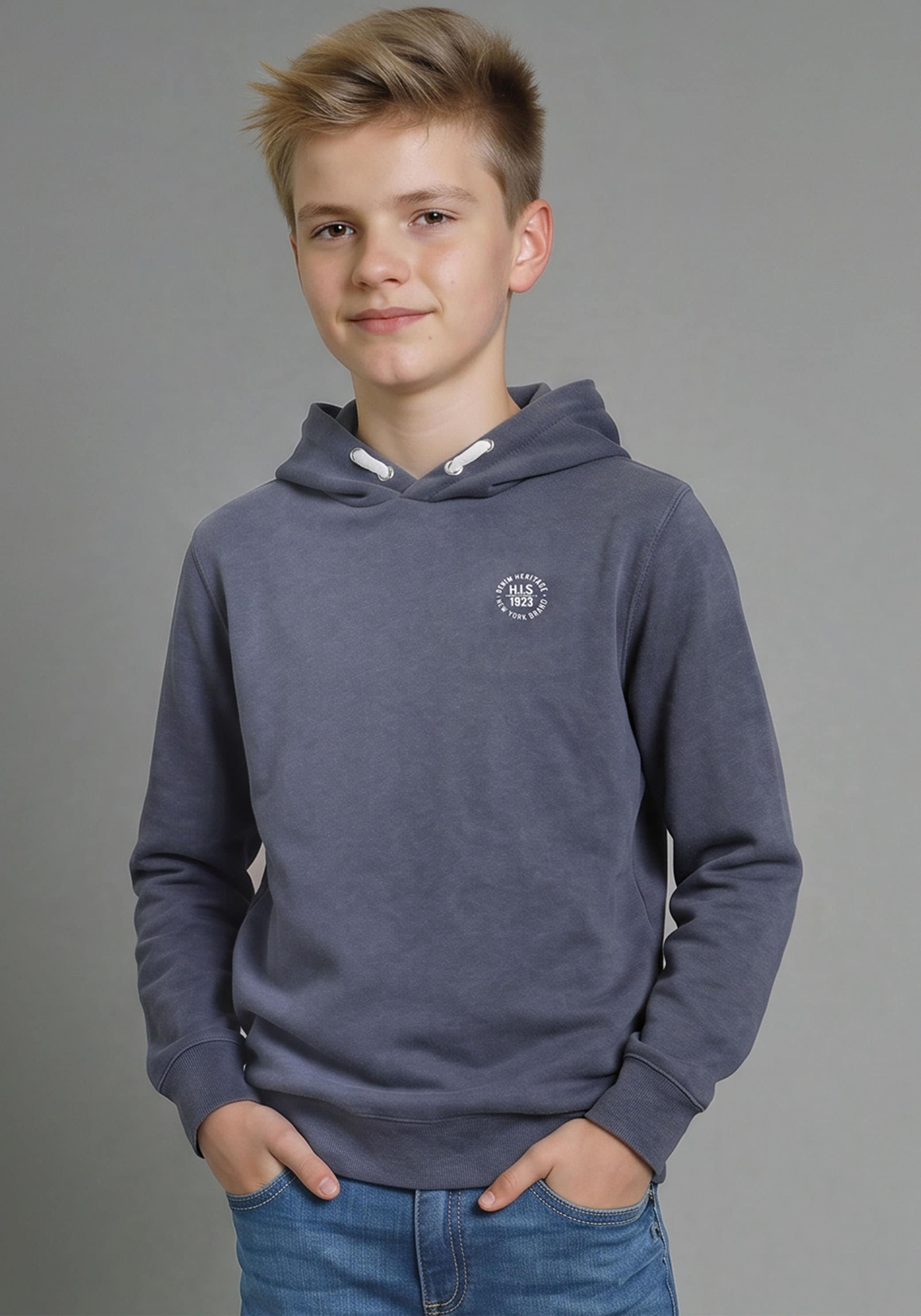 H.I.S Kapuzensweatshirt »mit Badge in melierter Ware für Jungen«, Für TEENS. Hoodie mit kleinem Badge
