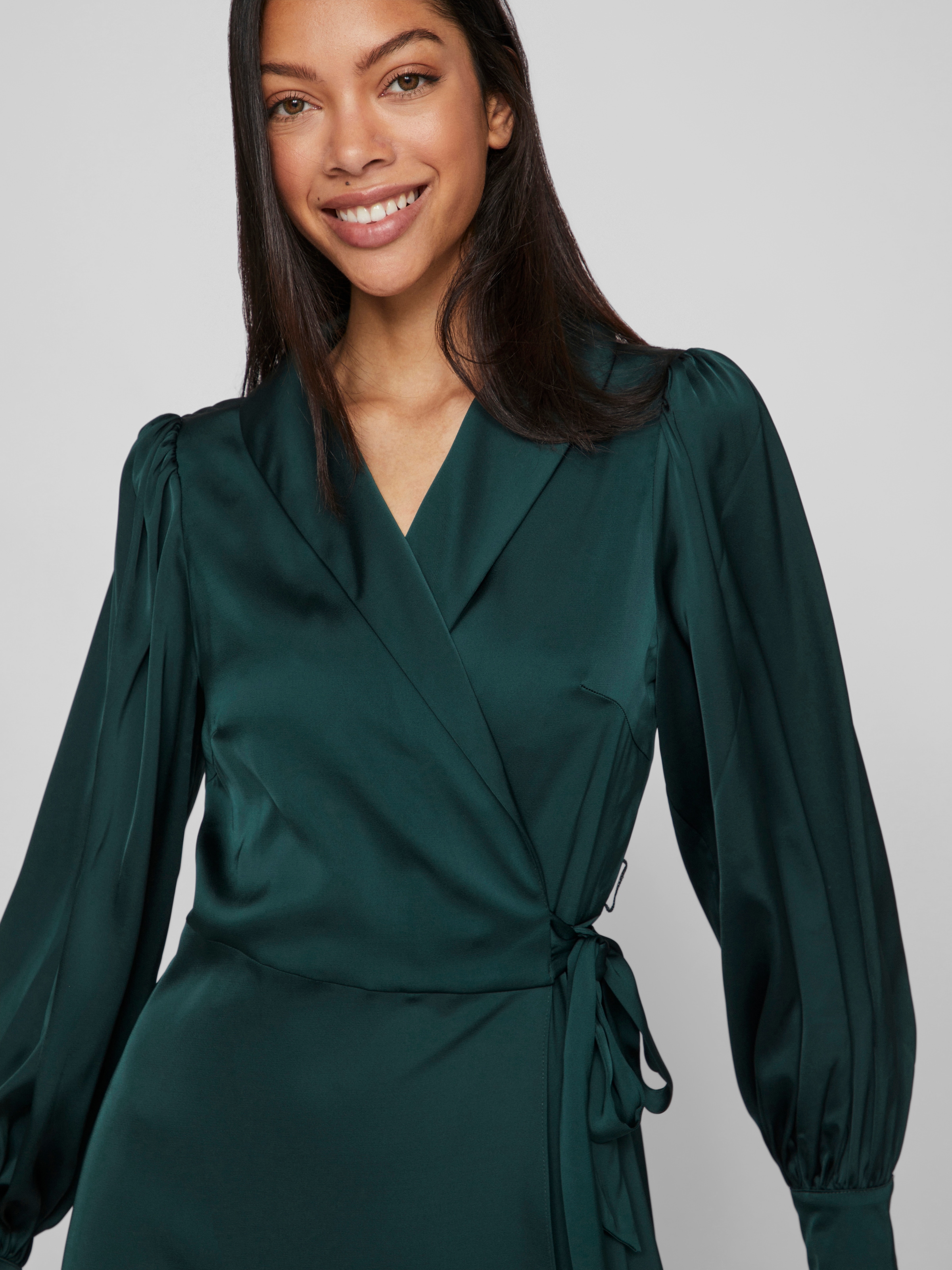 Vila Maxikleid »VIENNA RAVENNA ANKLE WRAP DRESS-NOOS/OC« Kunstfaser, regular fit
