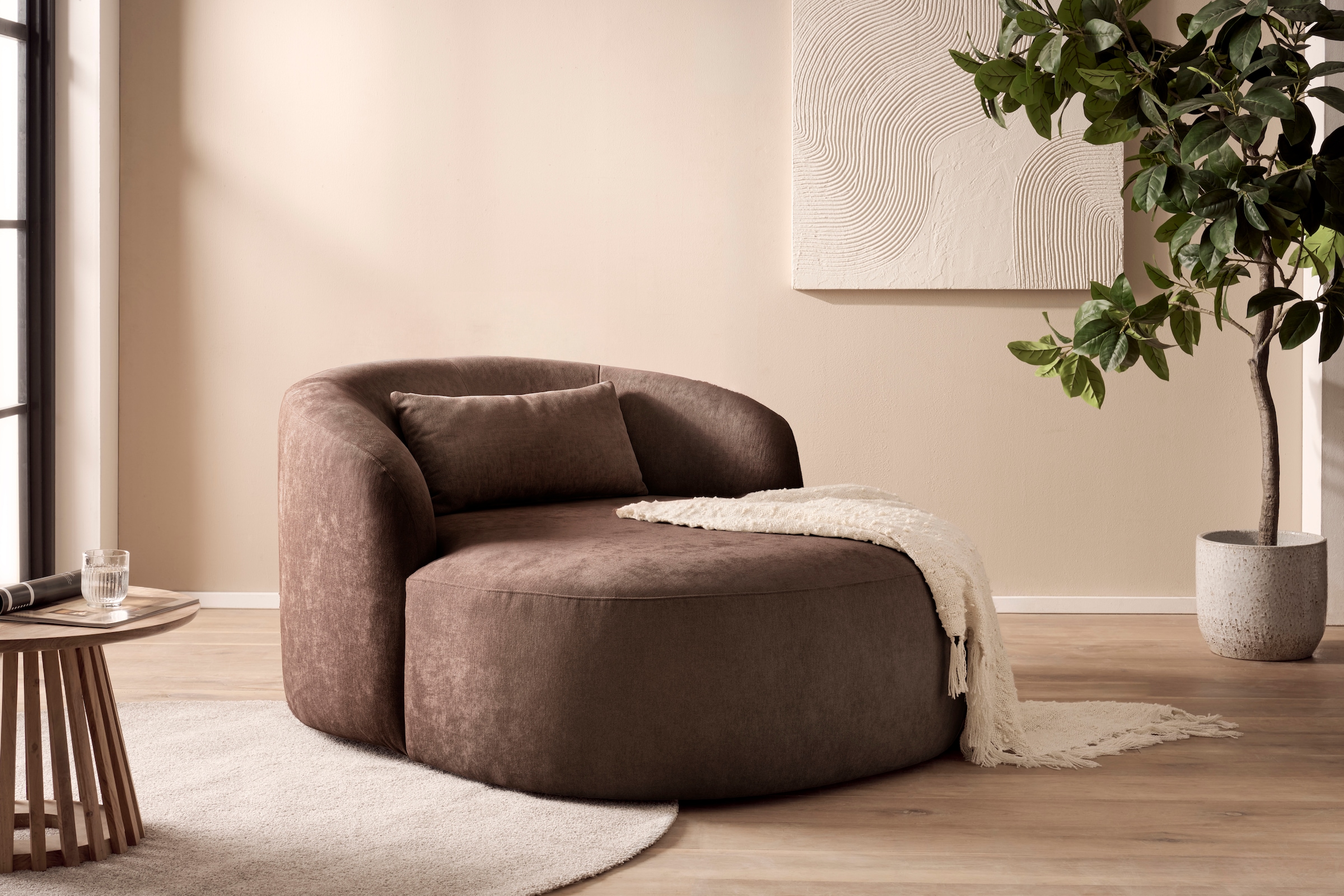 LeGer Home by Lena Gercke Fauteuil XXL »Yllara, moderner Lesesessel, Loveseat mit grosszügiger Sitzfläche« avec dossier courbé en velours ou structure