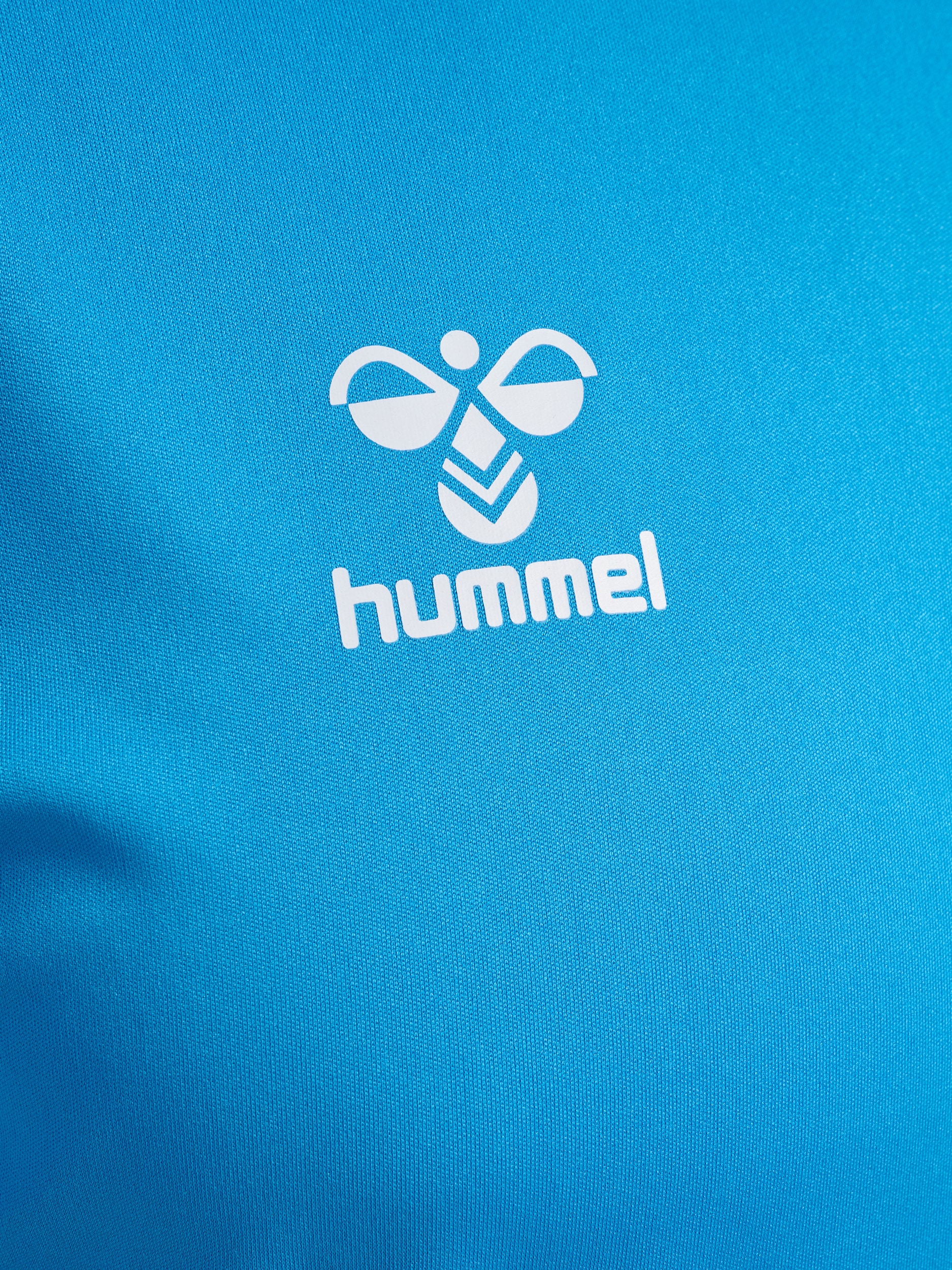 hummel Sportanzug »HMLLOGO SET« Spar-Set, 2 tlg. für Fitnessaktivitäten, aus atmungsaktivem Polyester