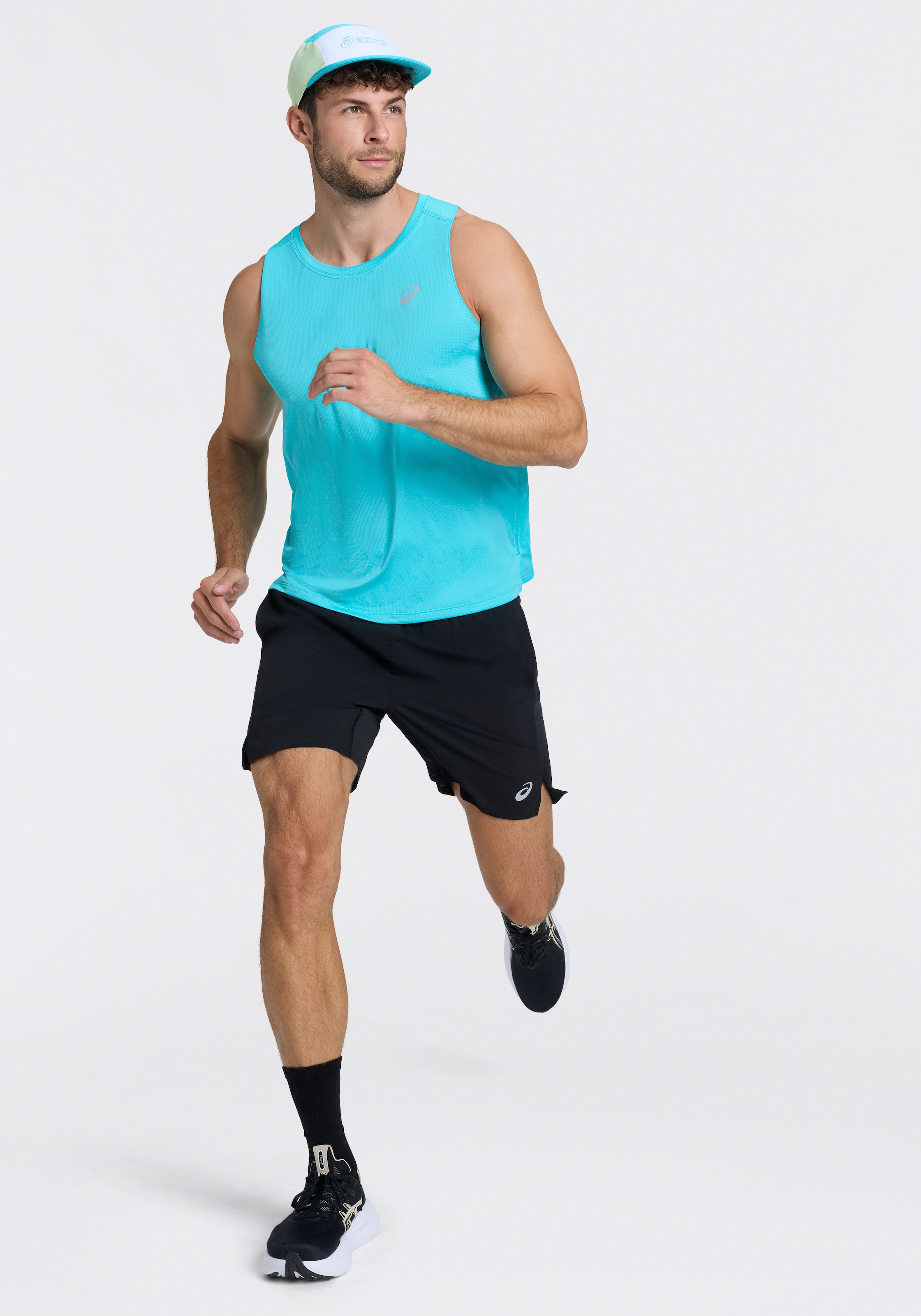 Asics Short de course »ASICS CORE 7IN SHORT«  Séchage rapide, respirant, réfléchissant