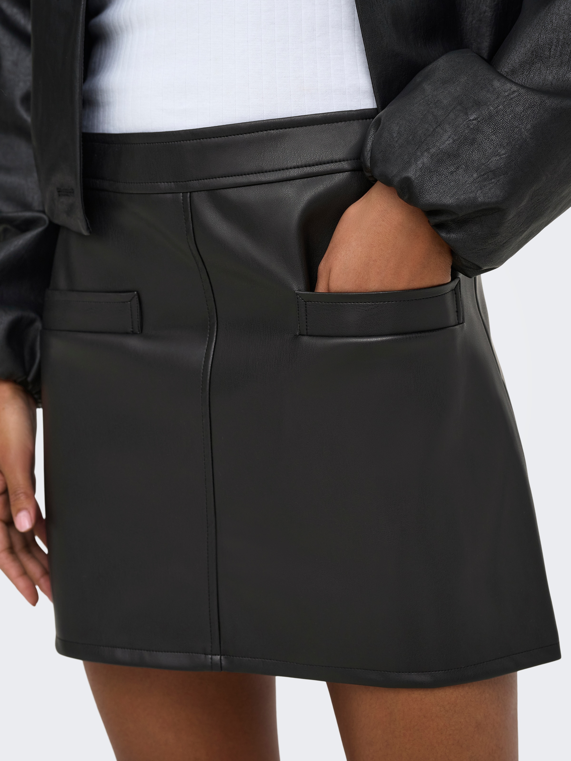 ONLY Lederimitatrock »ONLNELI HW FAUX LEATHER SKIRT CC PNT« Lederimitat