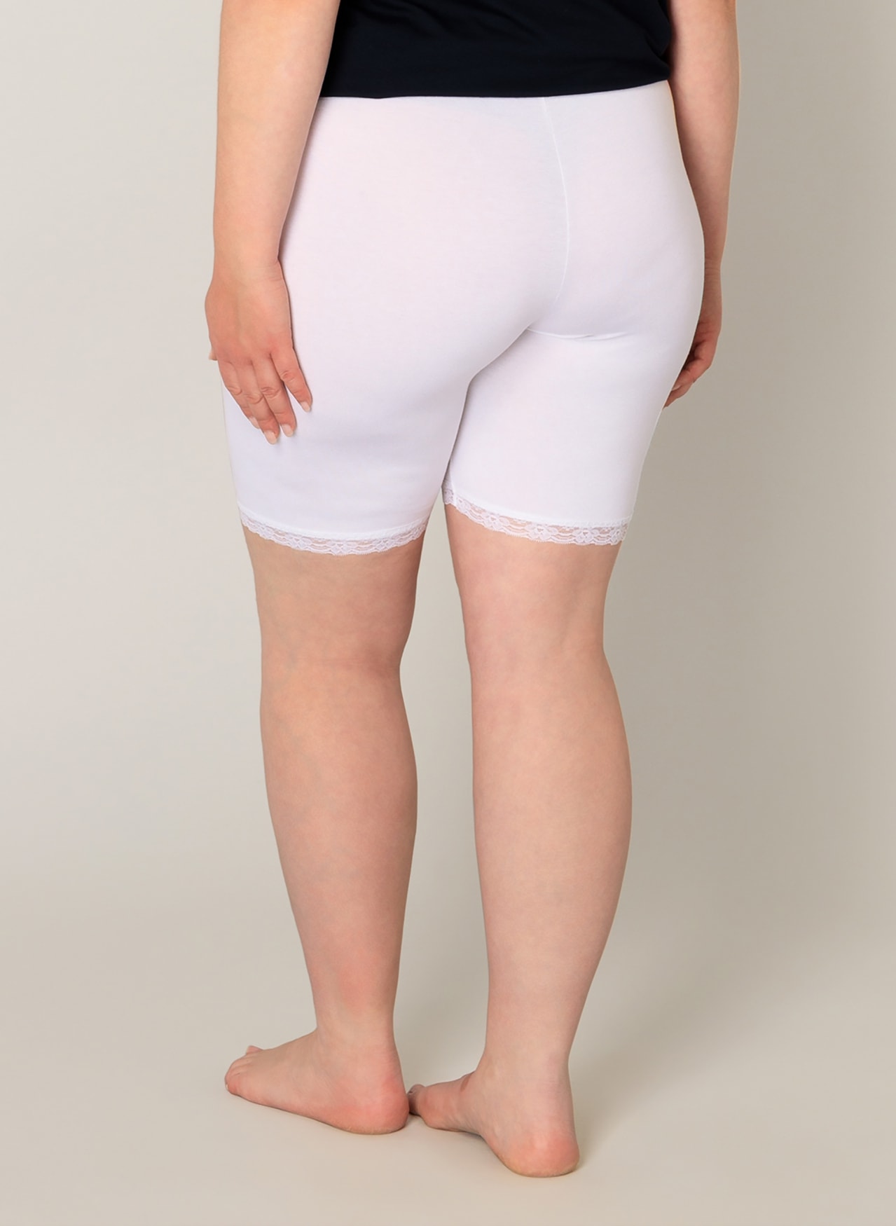 Base Level Curvy Pantalon cycliste »Ava«  mit Spitzenkante