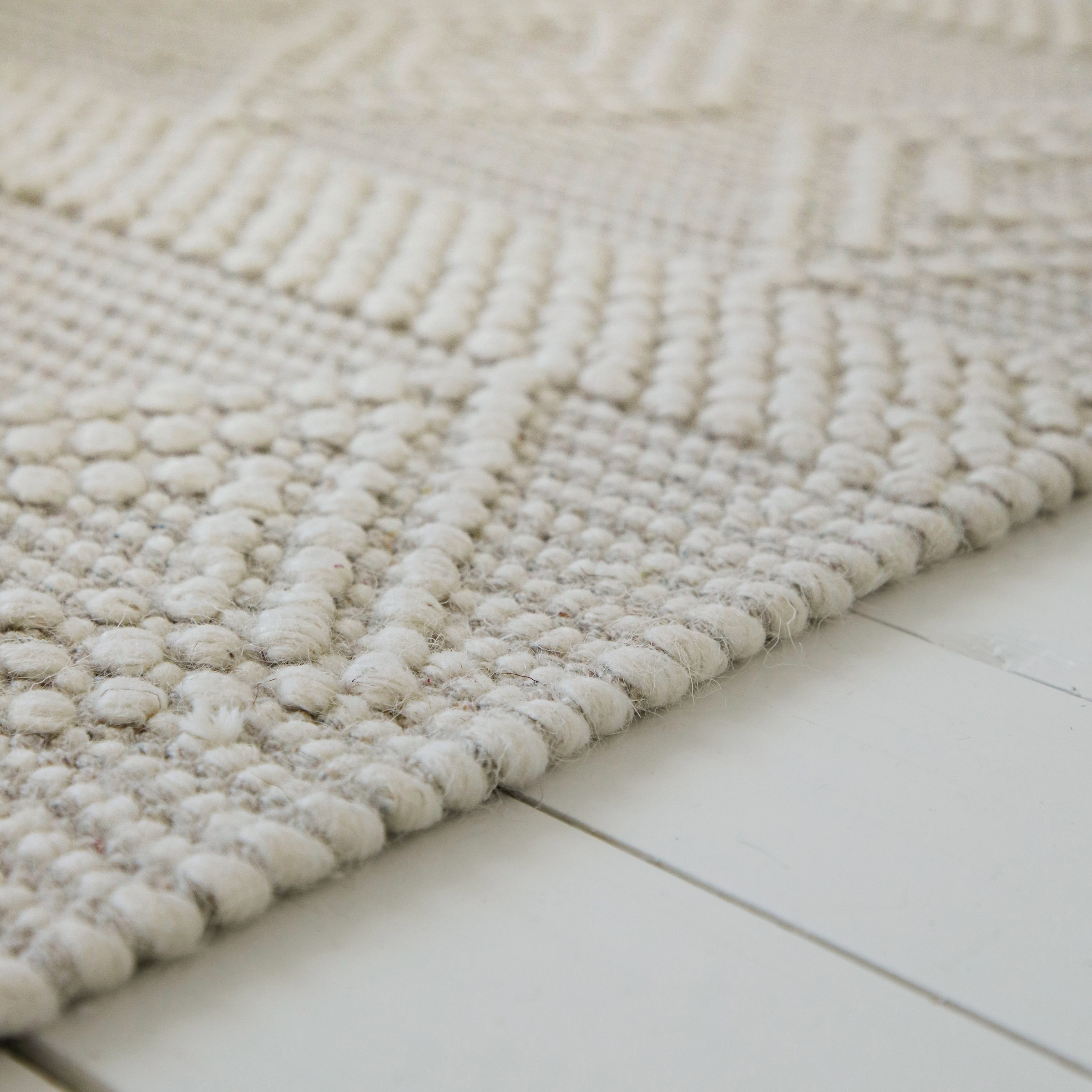 GOODproduct Teppich »Grunno« rechteckig 8 mm Höhe 70% Wolle, handgewebt, Raute, Hoch-Tief, Wohnzimmer, Naturfaser