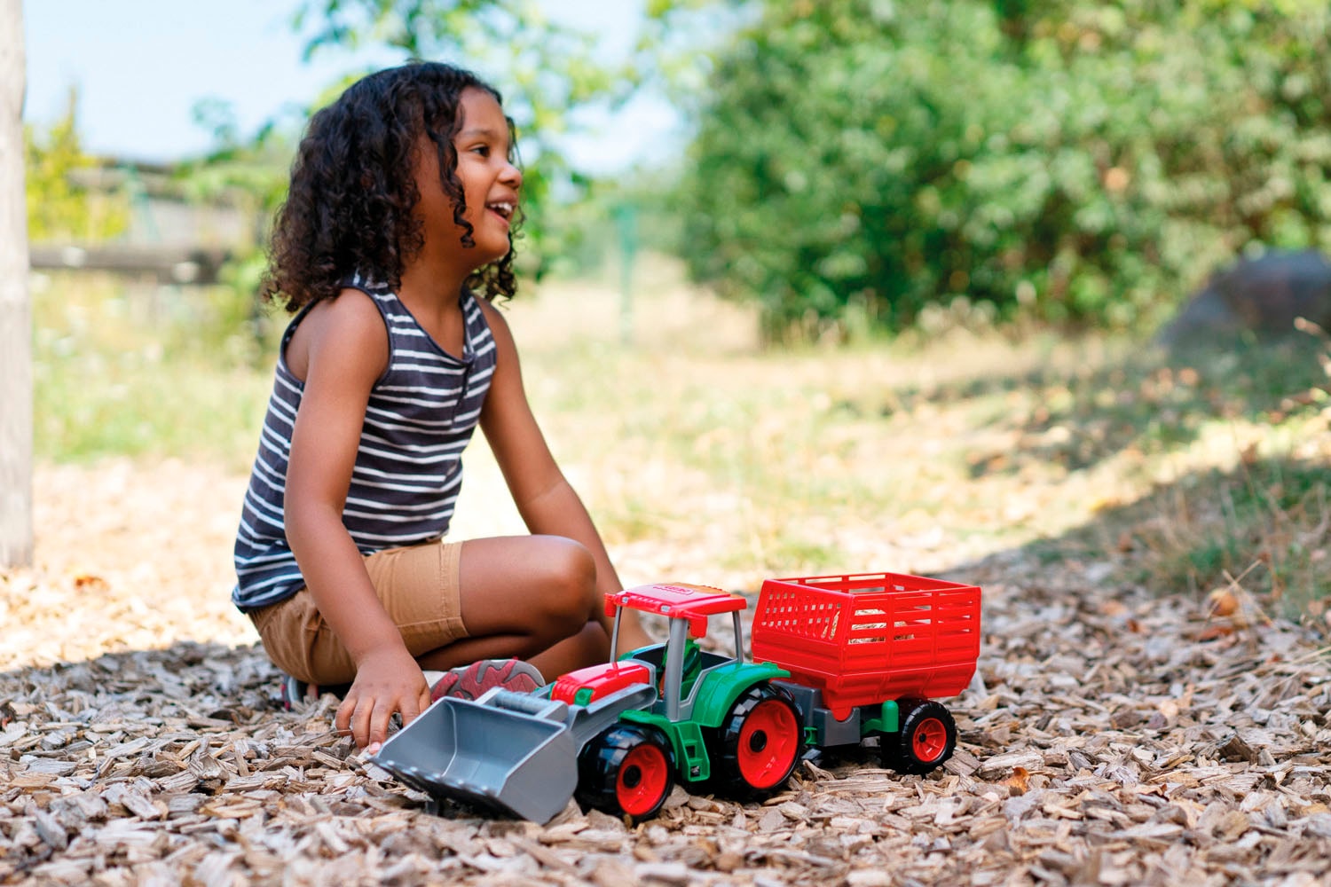 Lena® Tracteur jouet »Truxx Traktor« avec remorque à foin; incl. figurine de jeu; Fabriqué en Europe