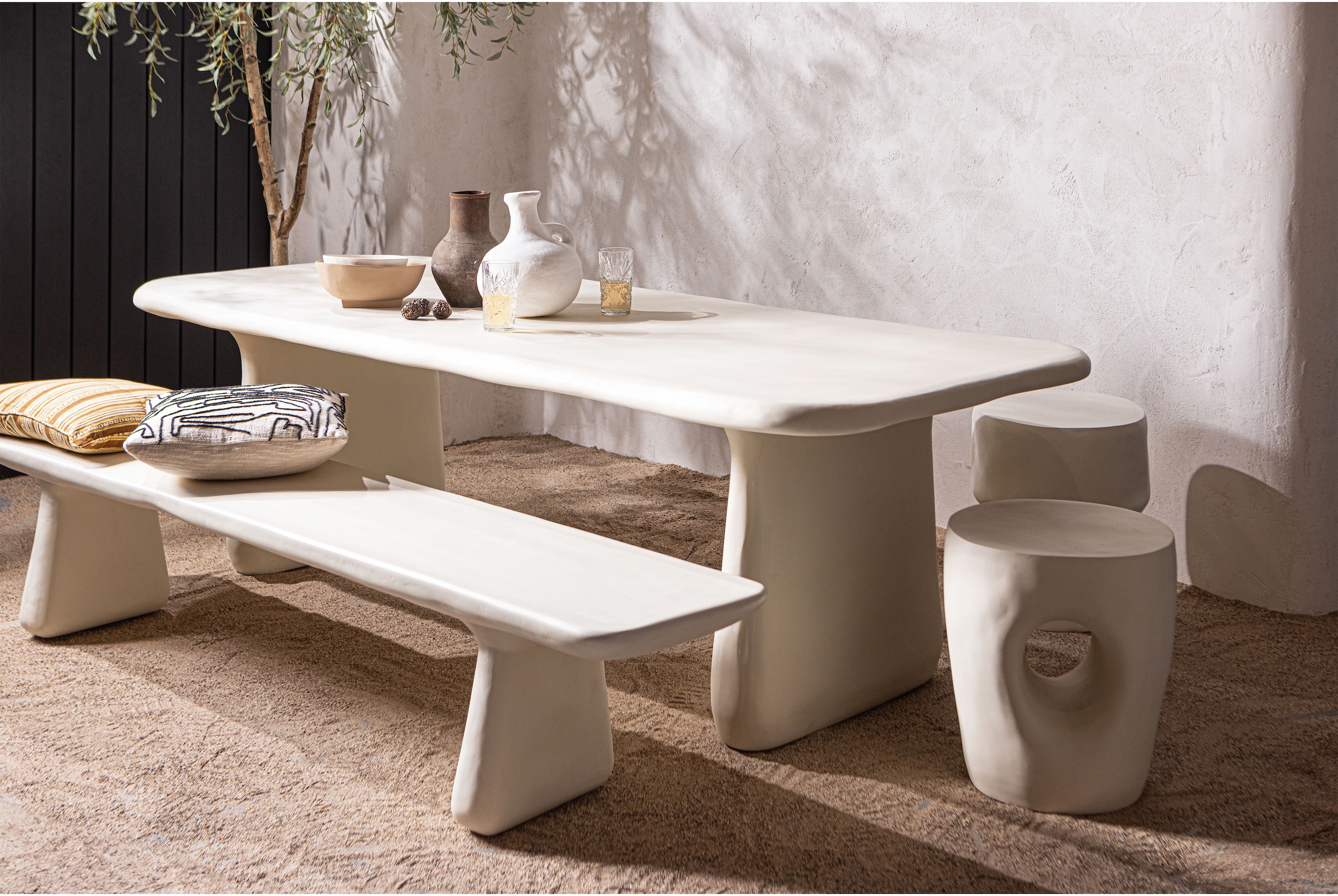 WOOOD Sitzbank »Loggia Fiber Reinforced Polymer organische Form H 45 x B 227 x T 40 cm« Tragkraft 350 kg, extrembelastbares material, für innen und aussen