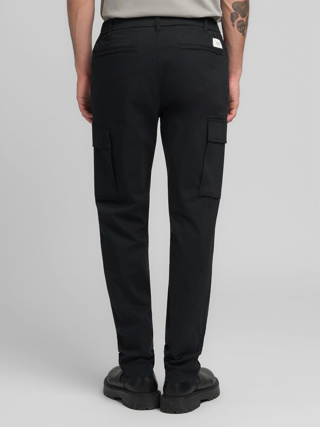 Replay Chinohose »Adhann«  aus Twill mit Cargotaschen, Tapered Fit