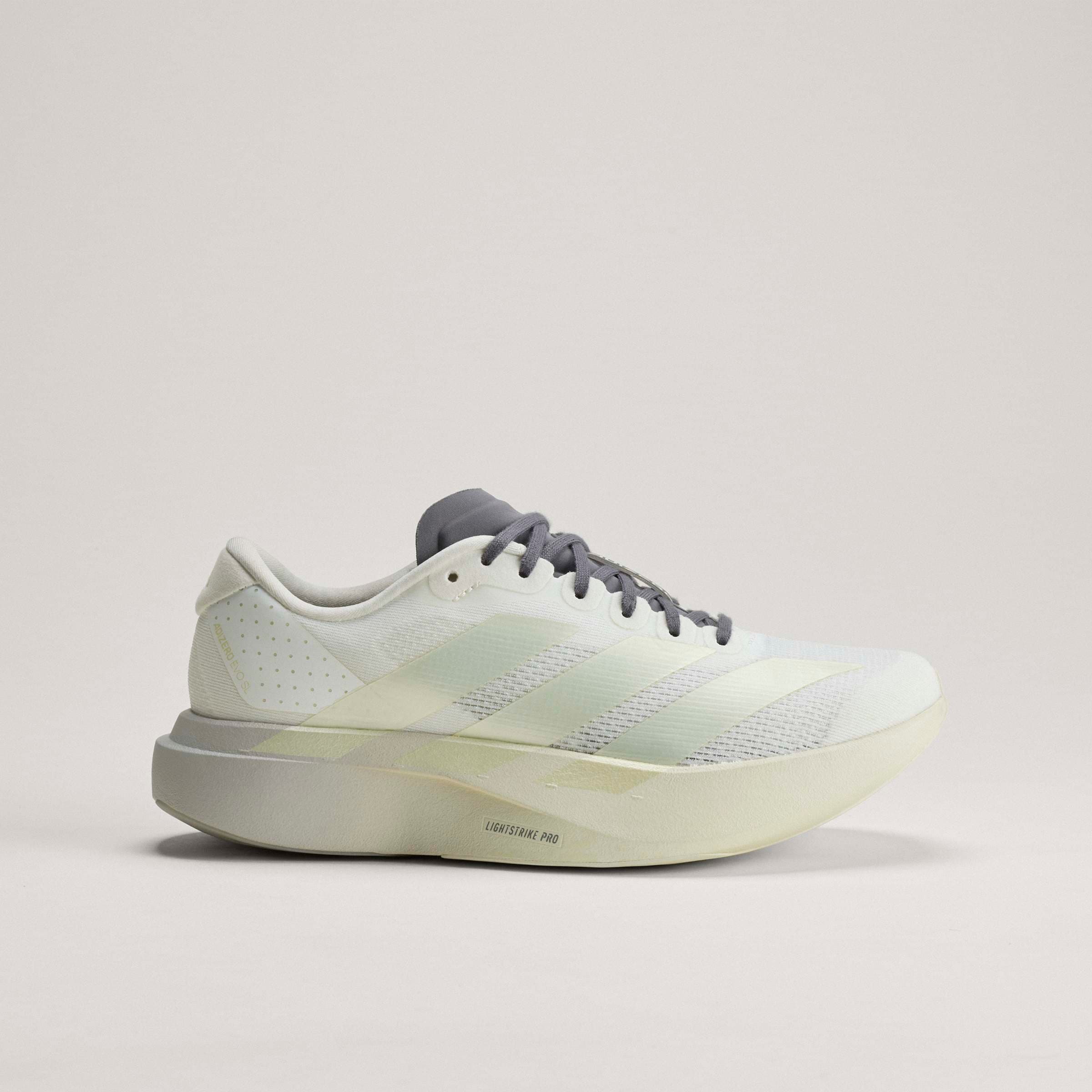adidas Performance Chaussure de course »ADIZERO EVO SL«  inspiré du design de l'Adios Pro Evo