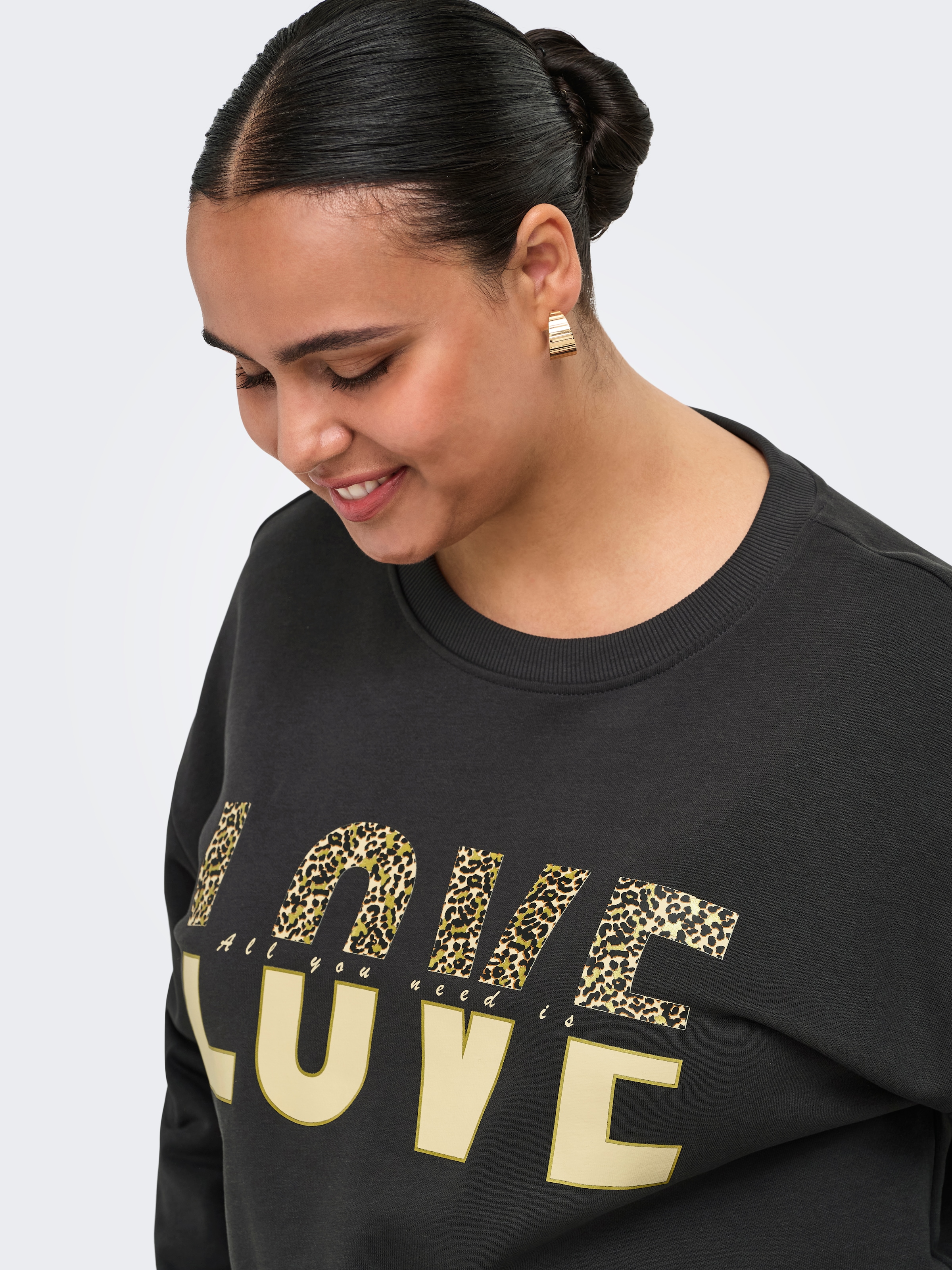 ONLY CARMAKOMA Sweatshirt »CARTAMMIE L/S LEO PRINT O-NECK SWT JRS«, Baumwollmischung
