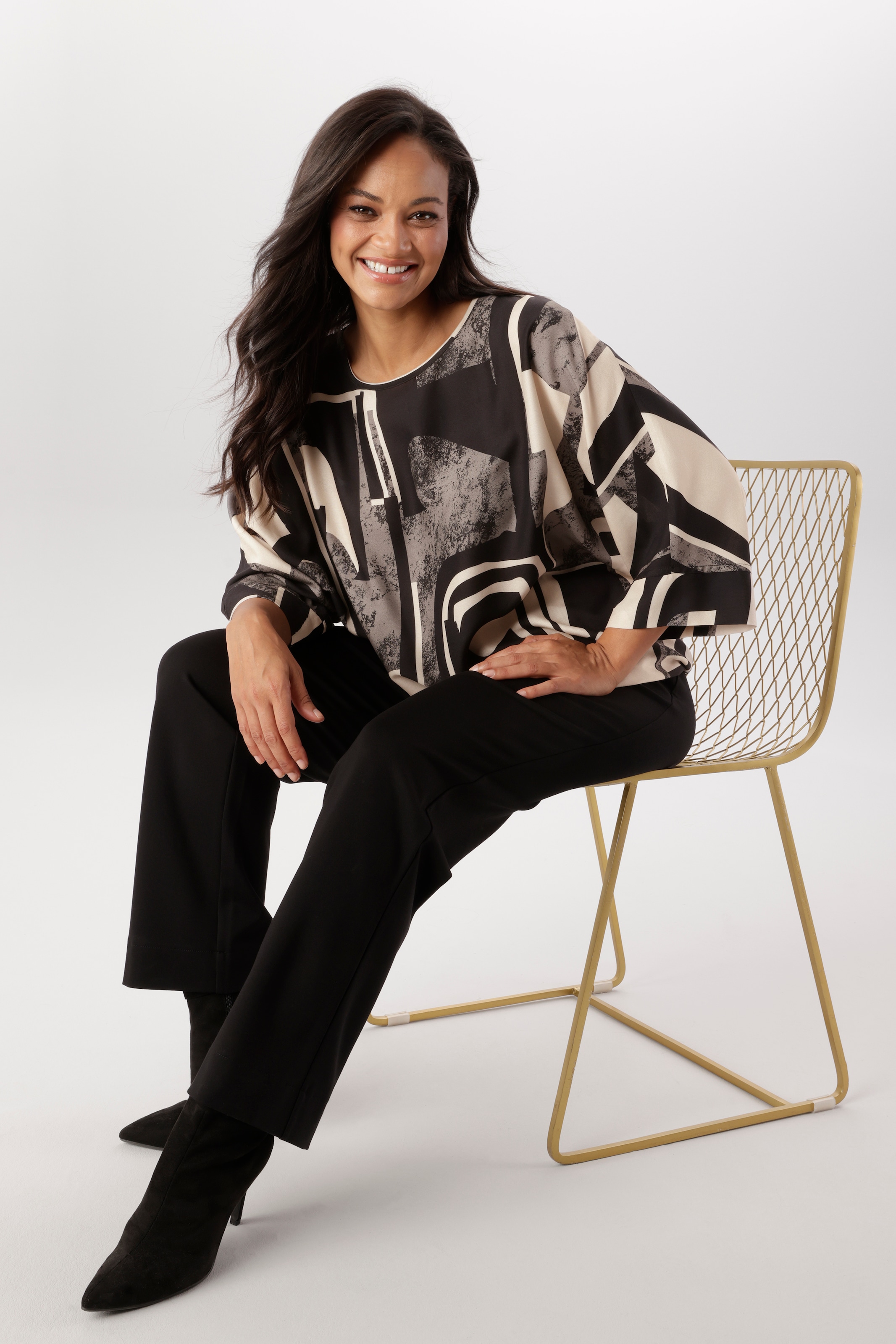 Aniston PLUS Blouse à enfiler avec motif abstrait - NOUVELLE COLLECTION