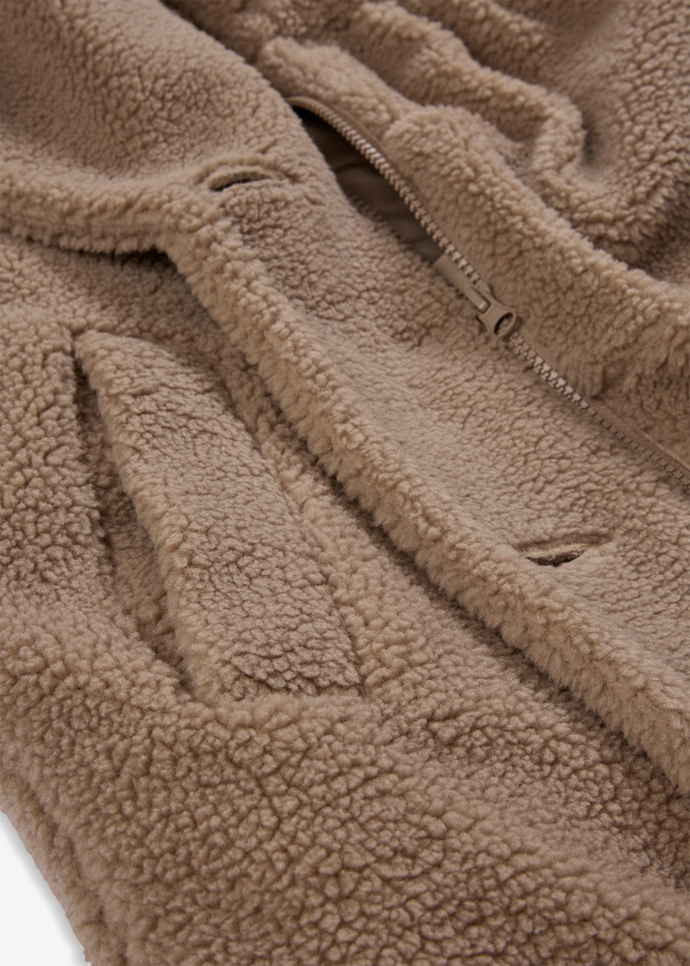 bonprix Manteau de grossesse en teddy polaire chaud, avec insert bébé pour nourrissons, coupe loose