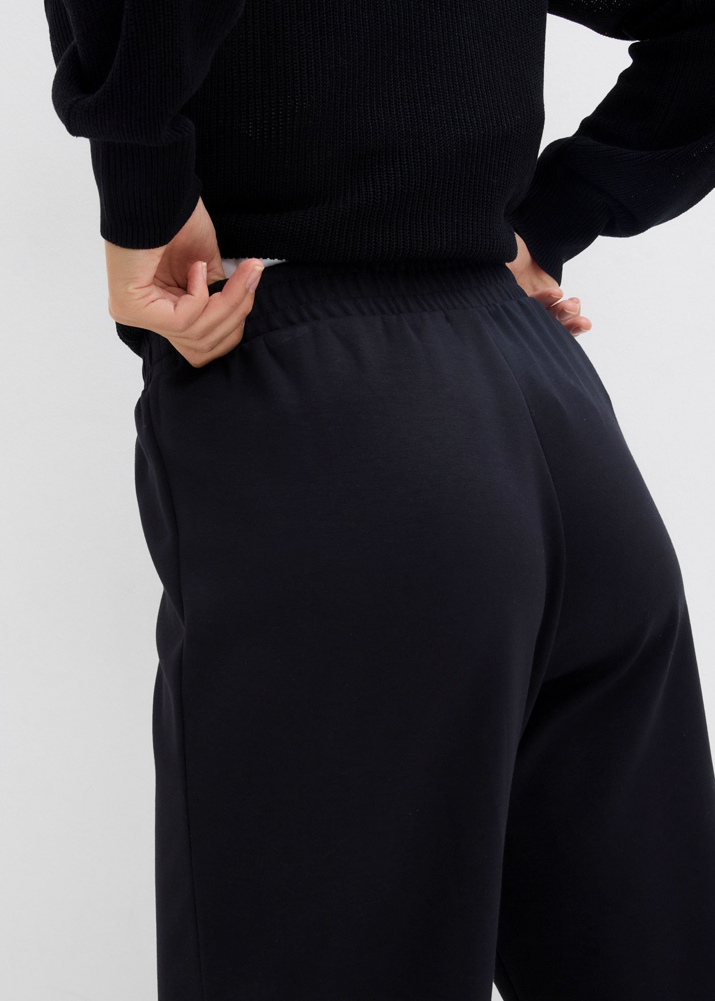 bonprix Pantalon sweat  mit Biese, Regular Fit, mit Elasthan-Anteil