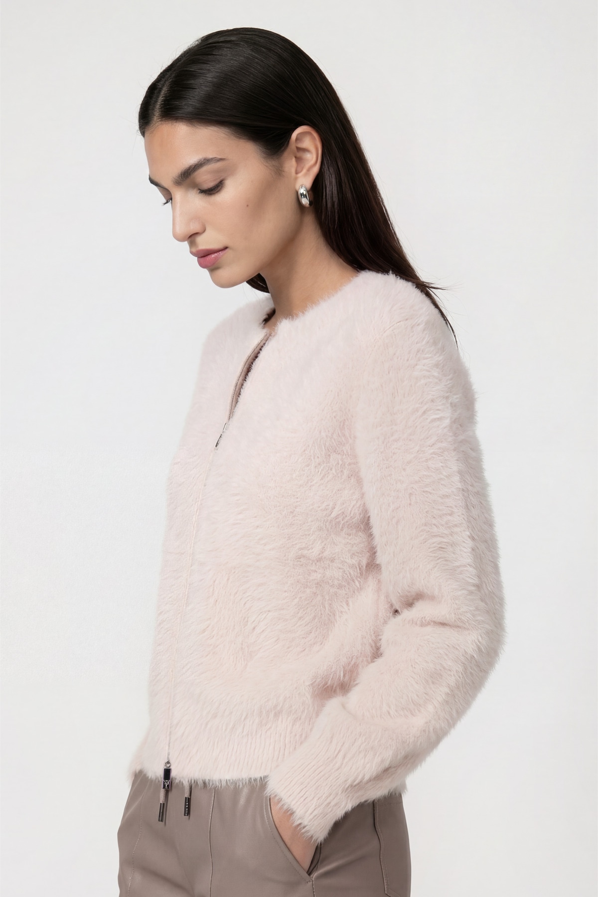 Monari Veste en tricot »Plüsch« im flauschigen Materialmix, Rundhals