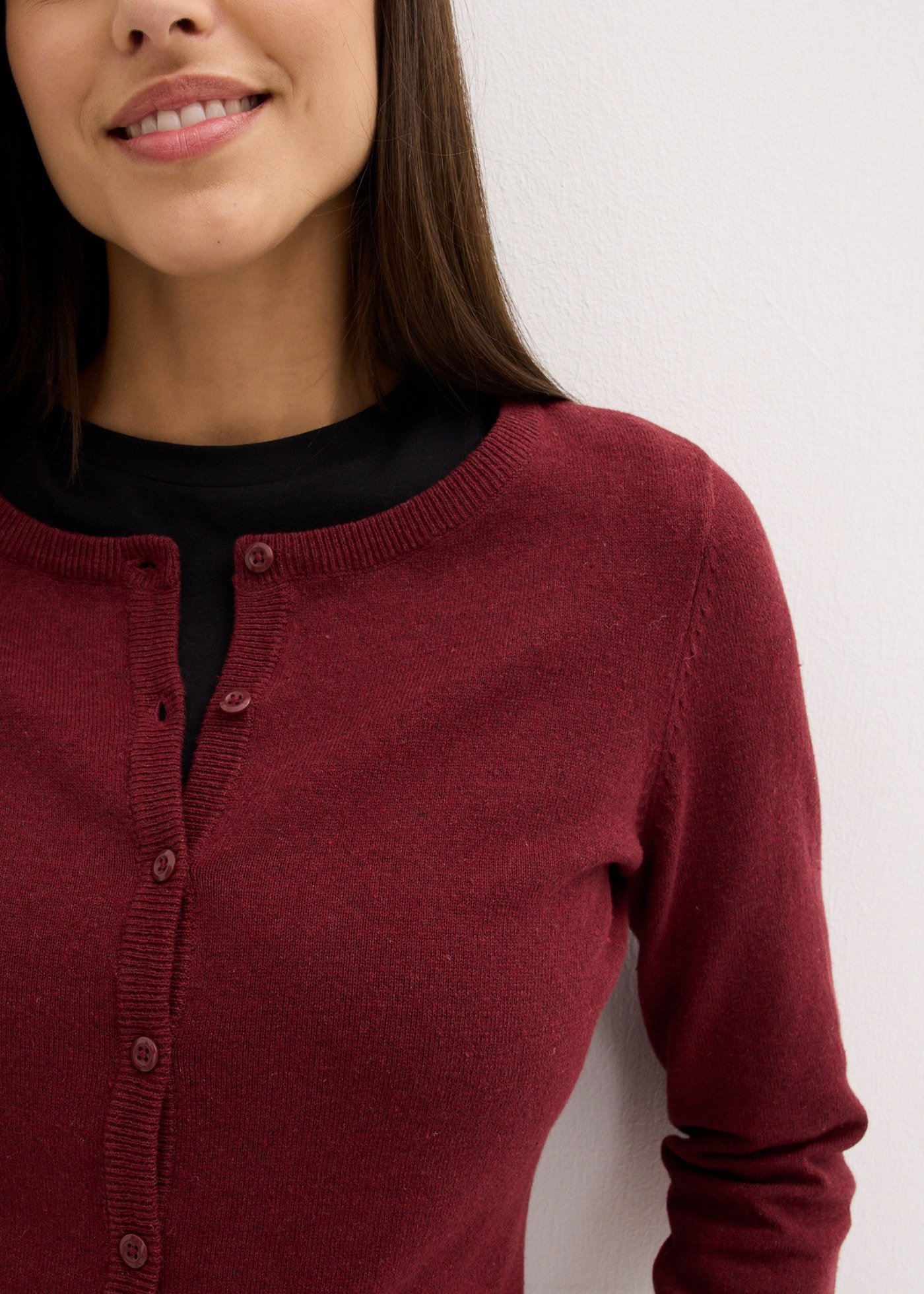 bonprix Veste en tricot gerade Passform, unifarben, aus Baumwollmischung, mit Knopfleiste