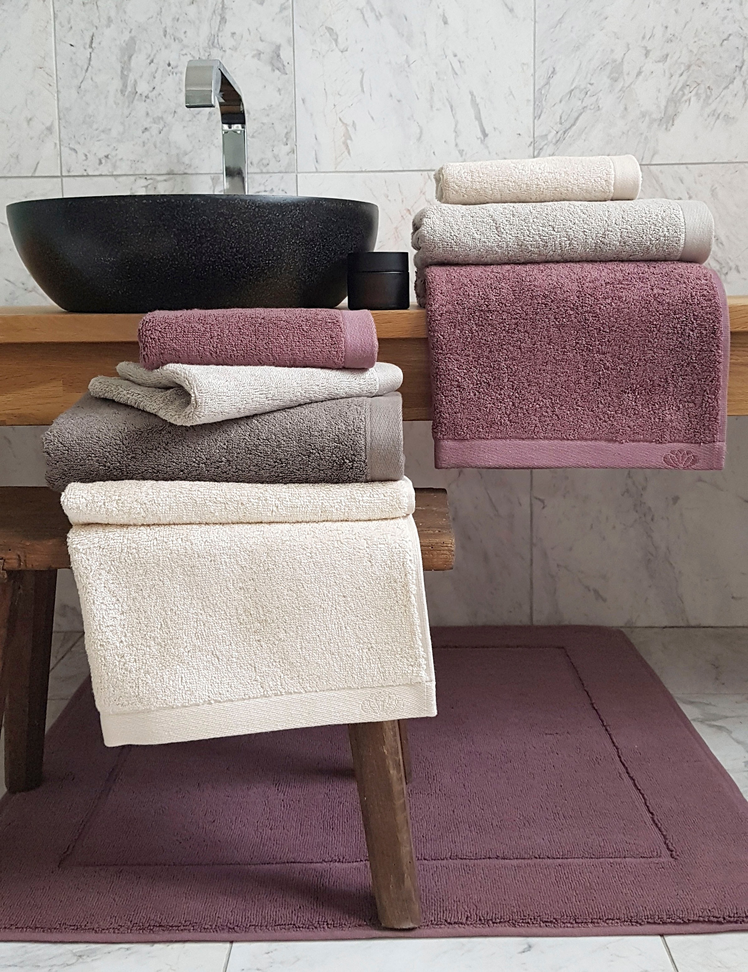 framsohn frottier Duschtuch »Botanic Deluxe Badetuch« superweich, hergestellt in Österreich, neutrale Buchenholzfaser Modal