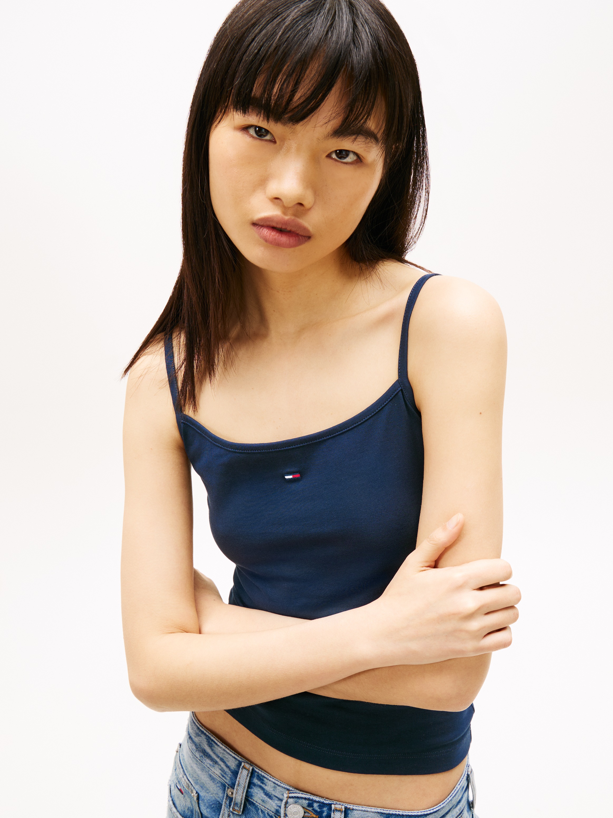 Tommy Jeans Spaghettitop »TJW ESSENTIAL STRAP TOP EXT« mit Logostickerei, Slim Fit