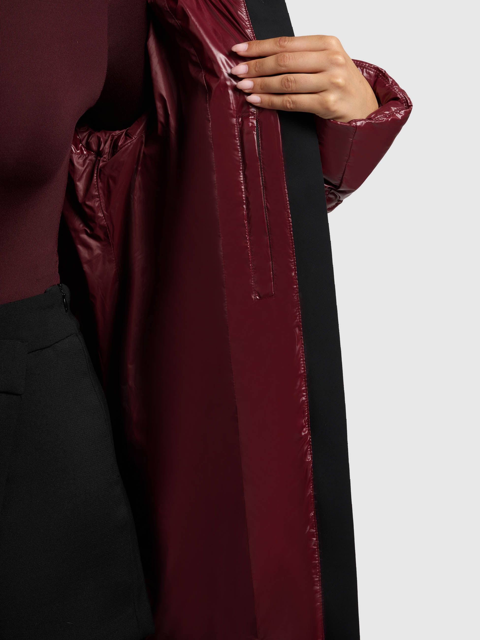 khujo Steppmantel »WILLA« praktische Seitenschlitze mit Reissverschluss