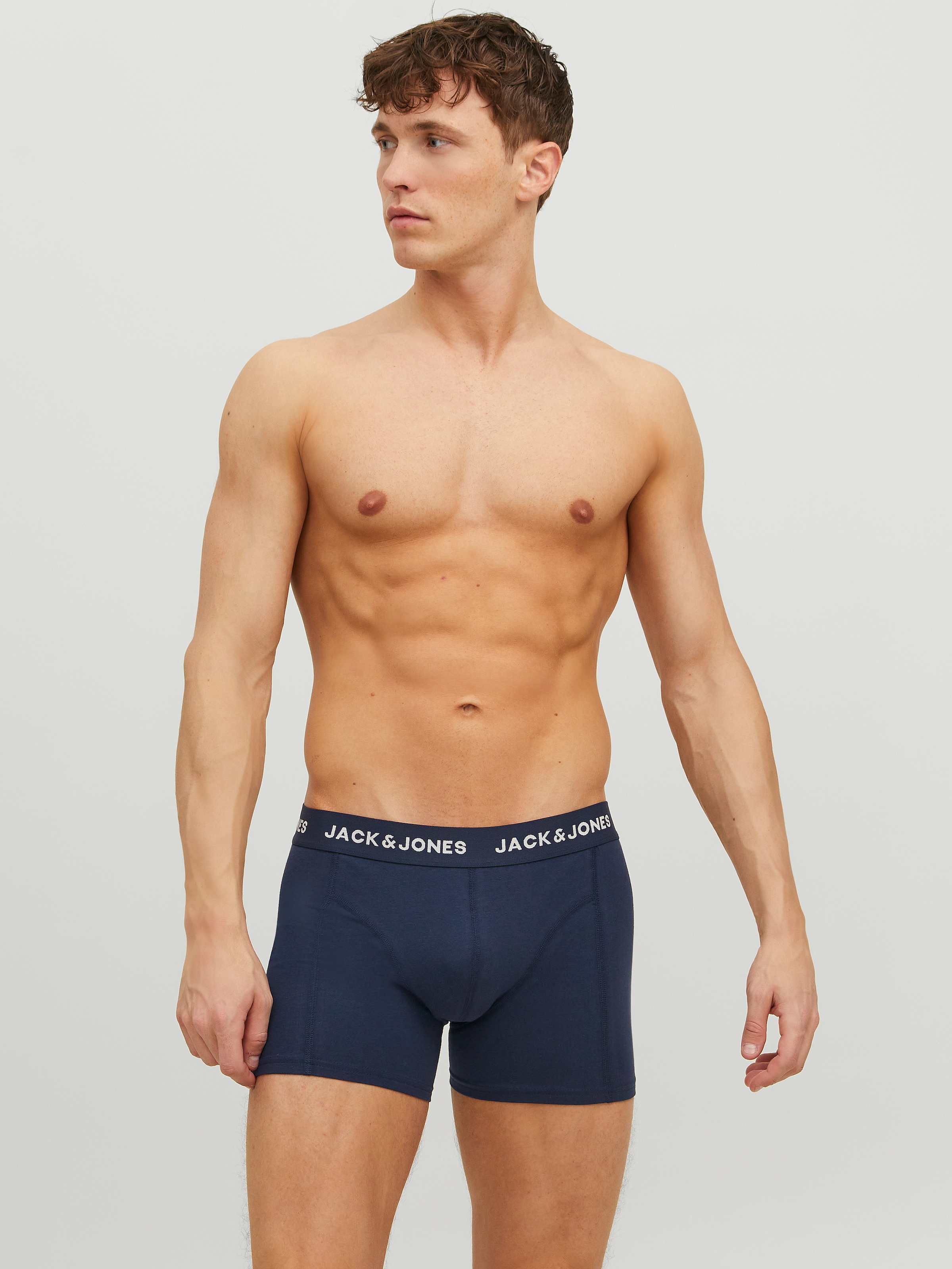 Jack & Jones Boxer »JACANTHONY  im 3er Pack mit Logo-Bund und weichem Griff«, 3 Stk. unifarben mit Farbeinsatz, modisch, eng anliegend, Baumwollmischung