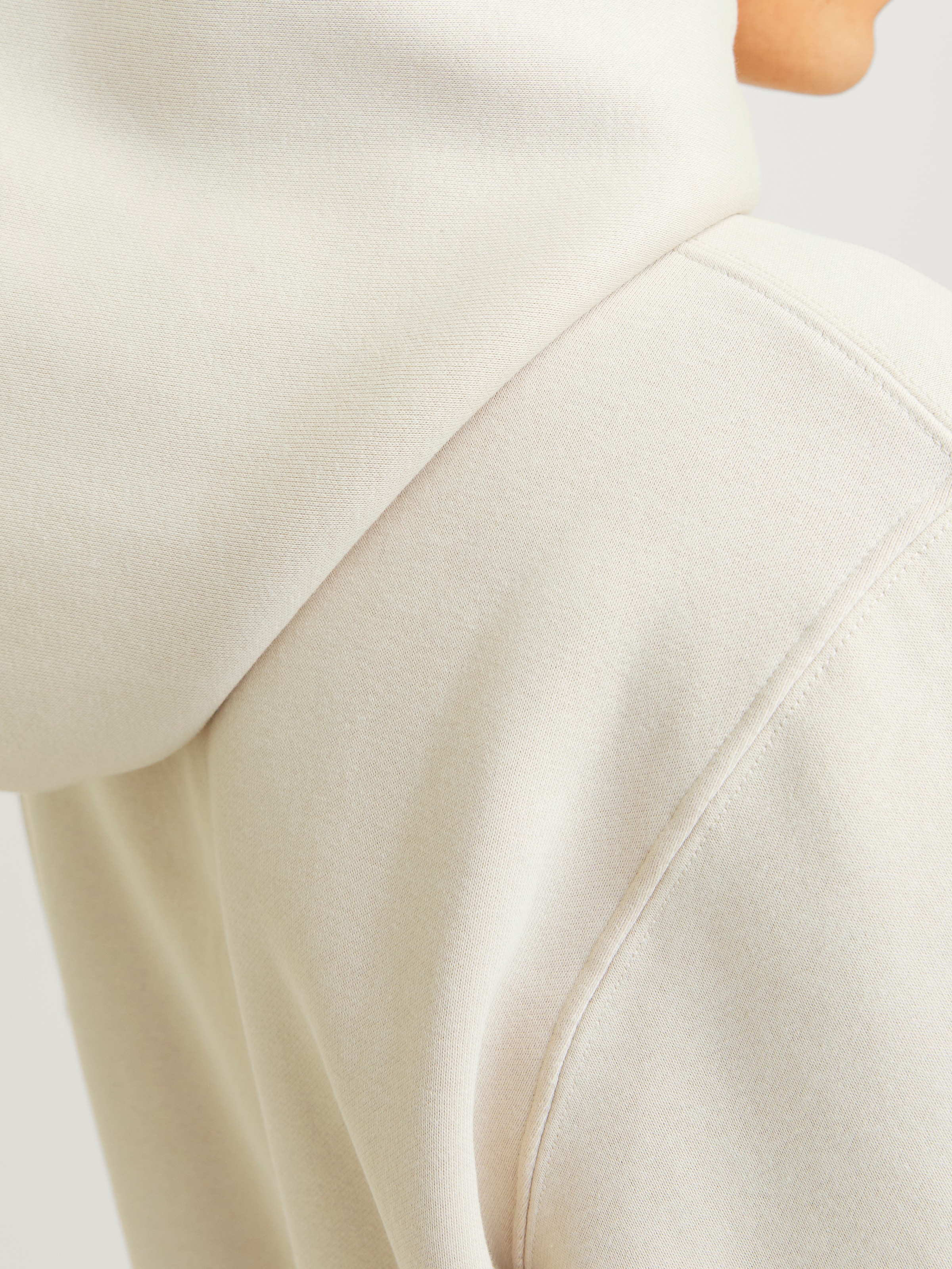 Jack & Jones Sweat à capuche »JJEURBAN EDGE SWEAT HOOD NOOS«, mit Kängurutasche
