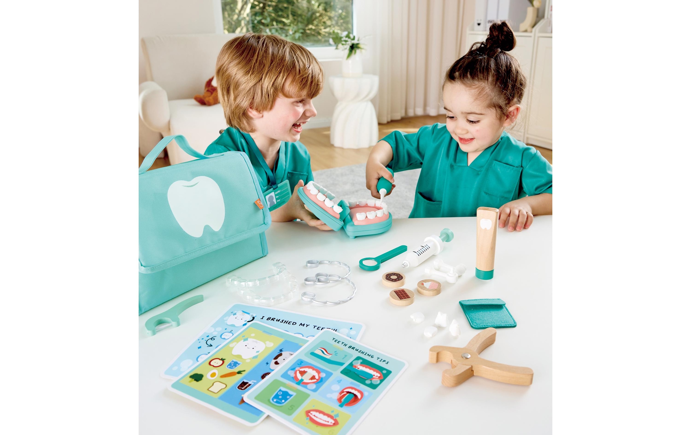 Hape Spielzeug-Arztkoffer