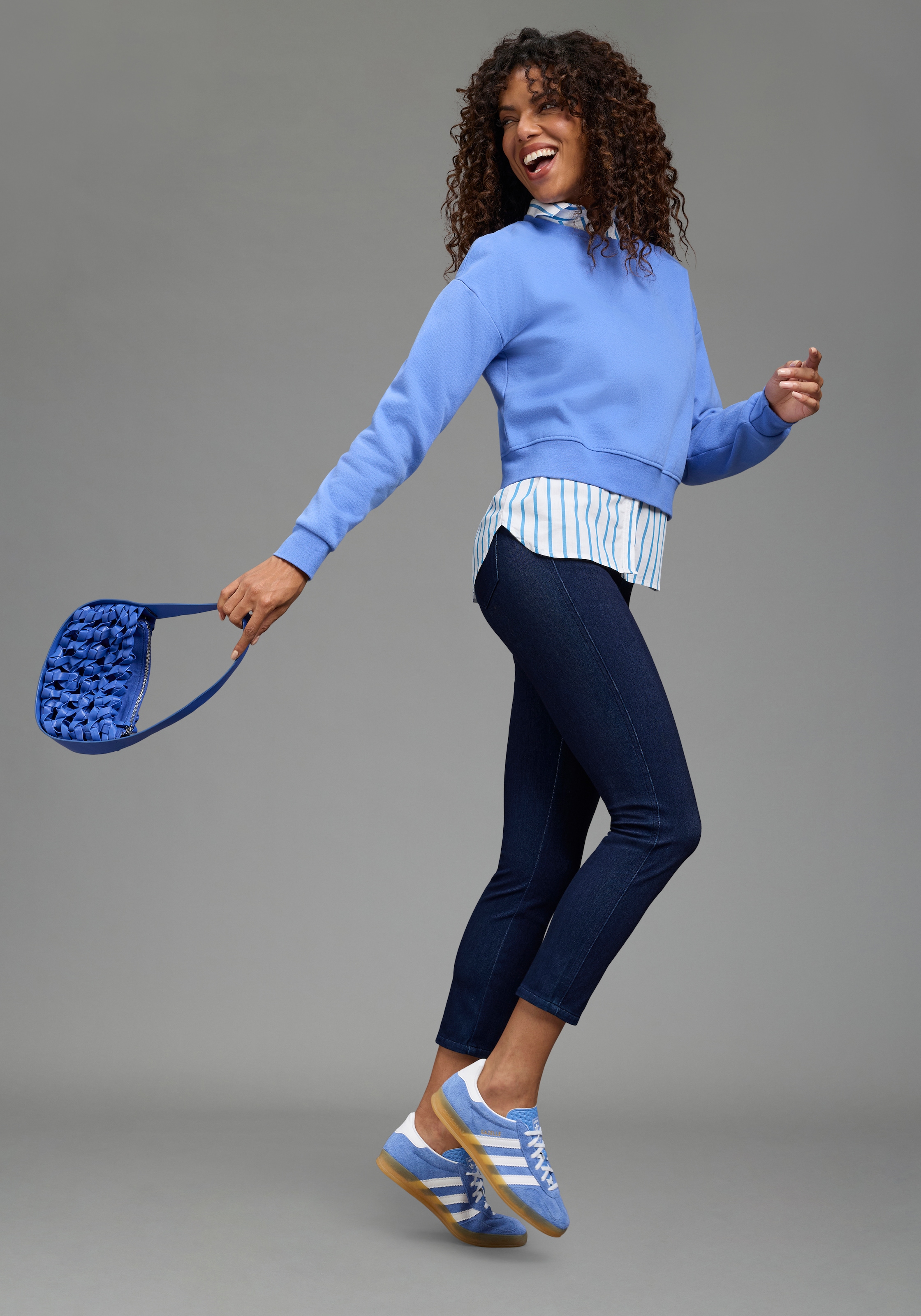 Arizona Jeggings en jeans »im 4 Way Stretch, Quer- und Längselastisch, 7/8« coupe skinny extra étroite, hauteur normale de taille, longueur 7/8