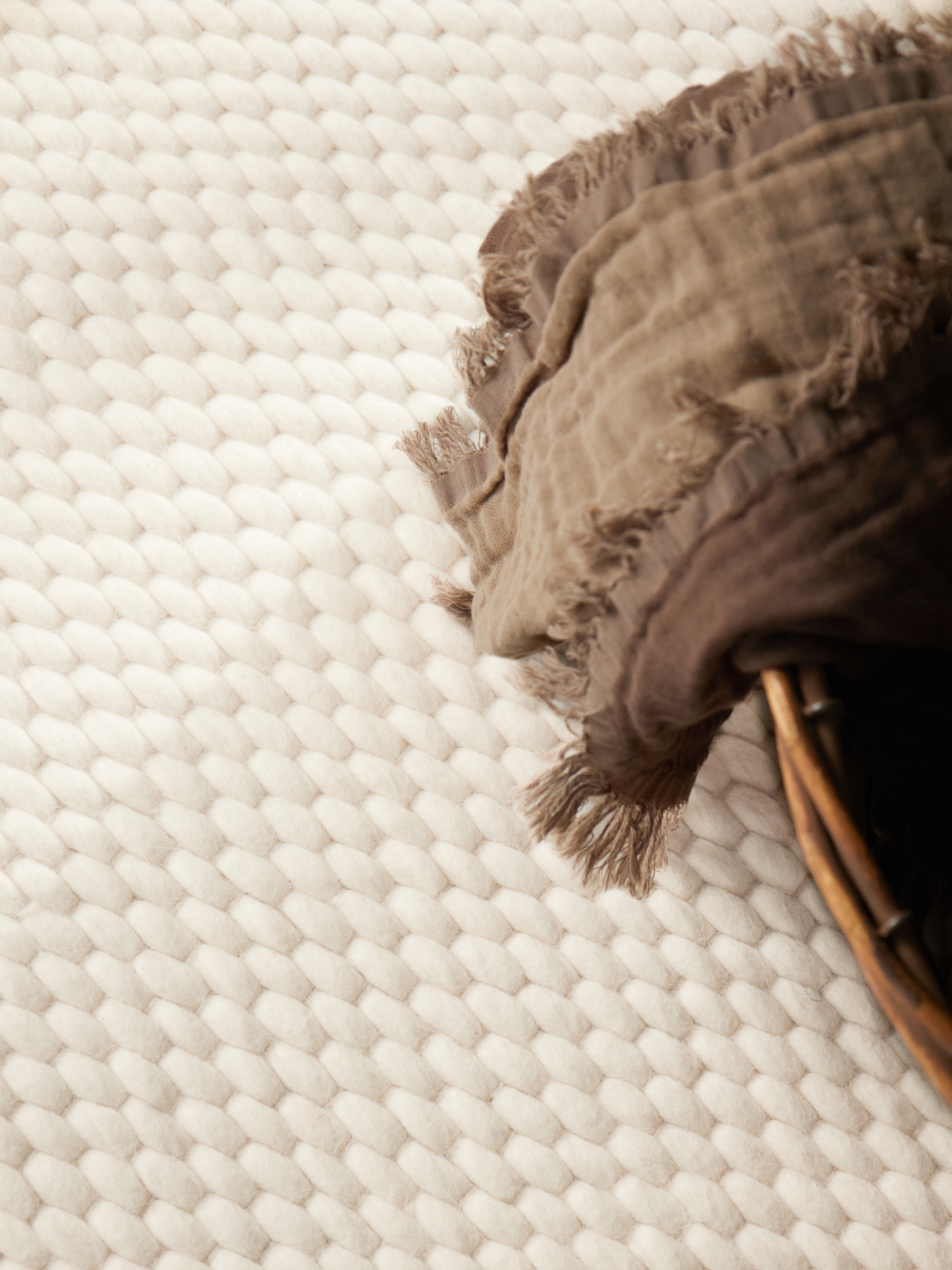 ELLE DECORATION Wollteppich »Beans« rund 10 mm Höhe Handweb Teppich Wolle, Rund, Perlenstruktur, Wohnzimmer, Schlafzimmer