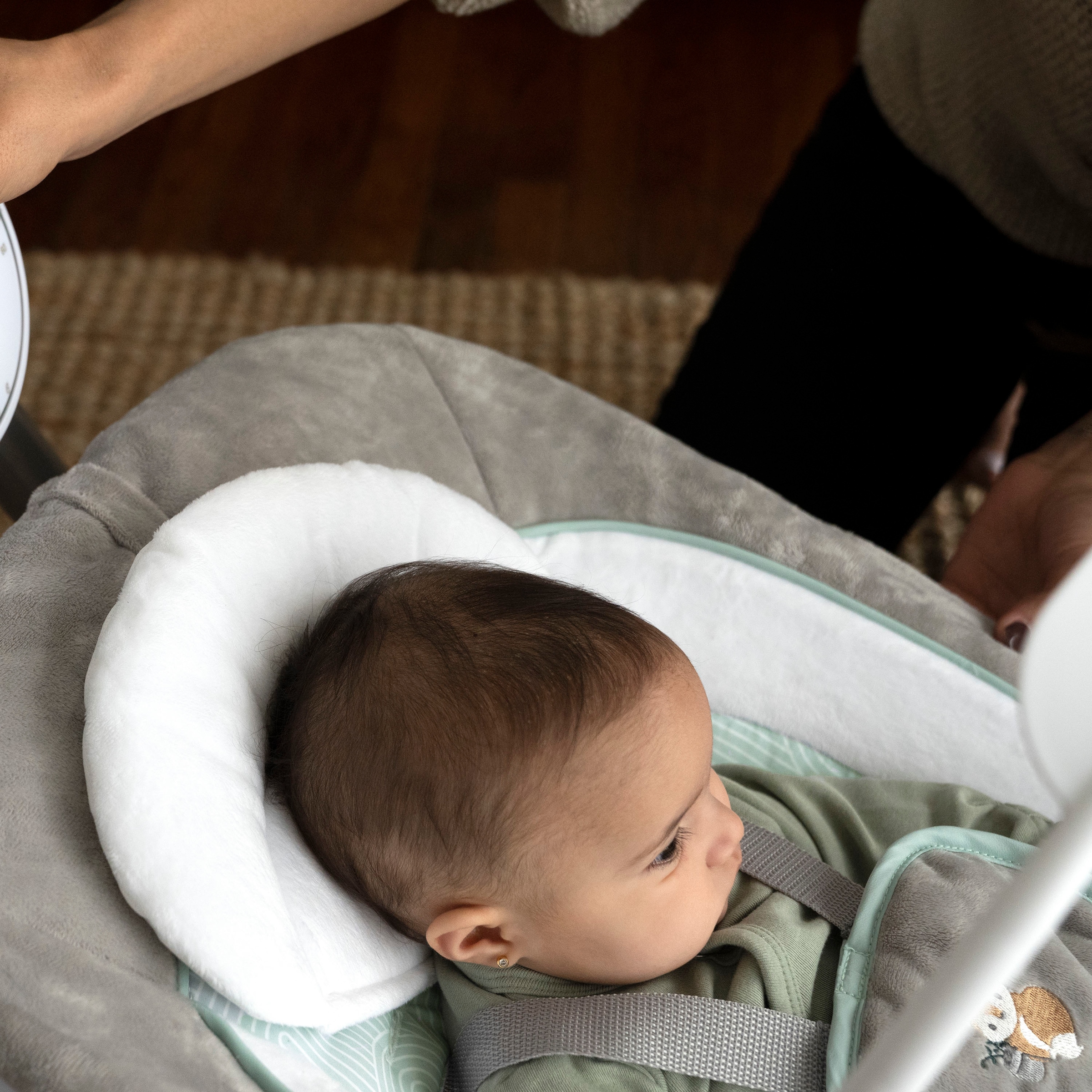 ingenuity Transat pour bébé »AnyWay Sway Dual-Direction Portable Swing – Ray« bis 9 kilos mit Sound-Effekt