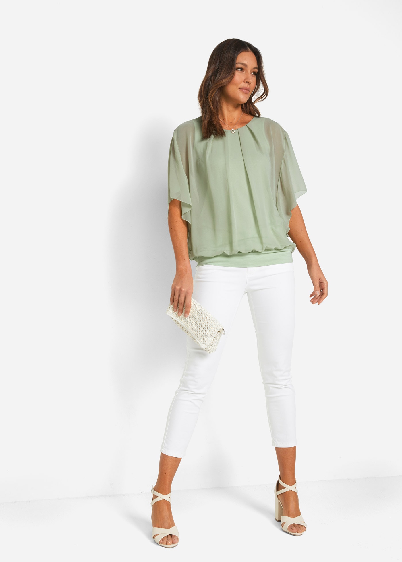 bonprix Blouse en mousseline »Chiffonbluse mit Untertop« Oversize-Passform, für festliche Anlässe, mit elastischem Bund