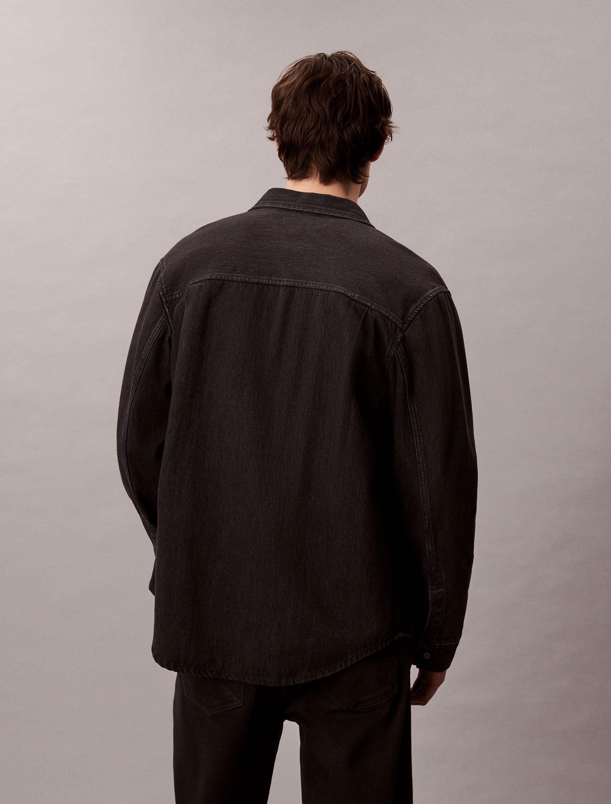 Calvin Klein Jeans Chemise à manches longues »CLASSIC 205 BLACK OVERSHIRT« Mit Rundhalsausschnitt, regular fit