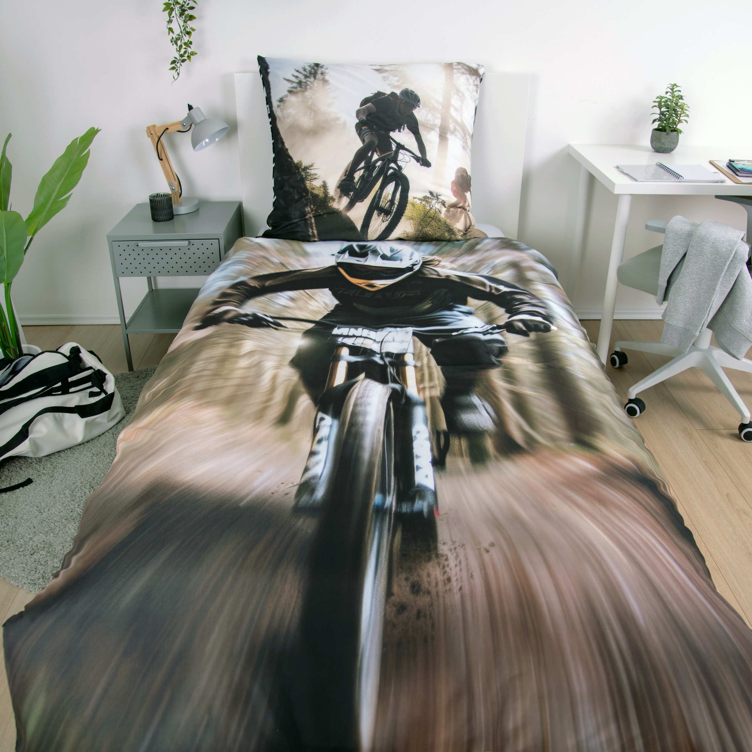 Herding Young Collection Wendebettwäsche »Young Collection Mountainbike« 2 Stk. mit Motocross Design