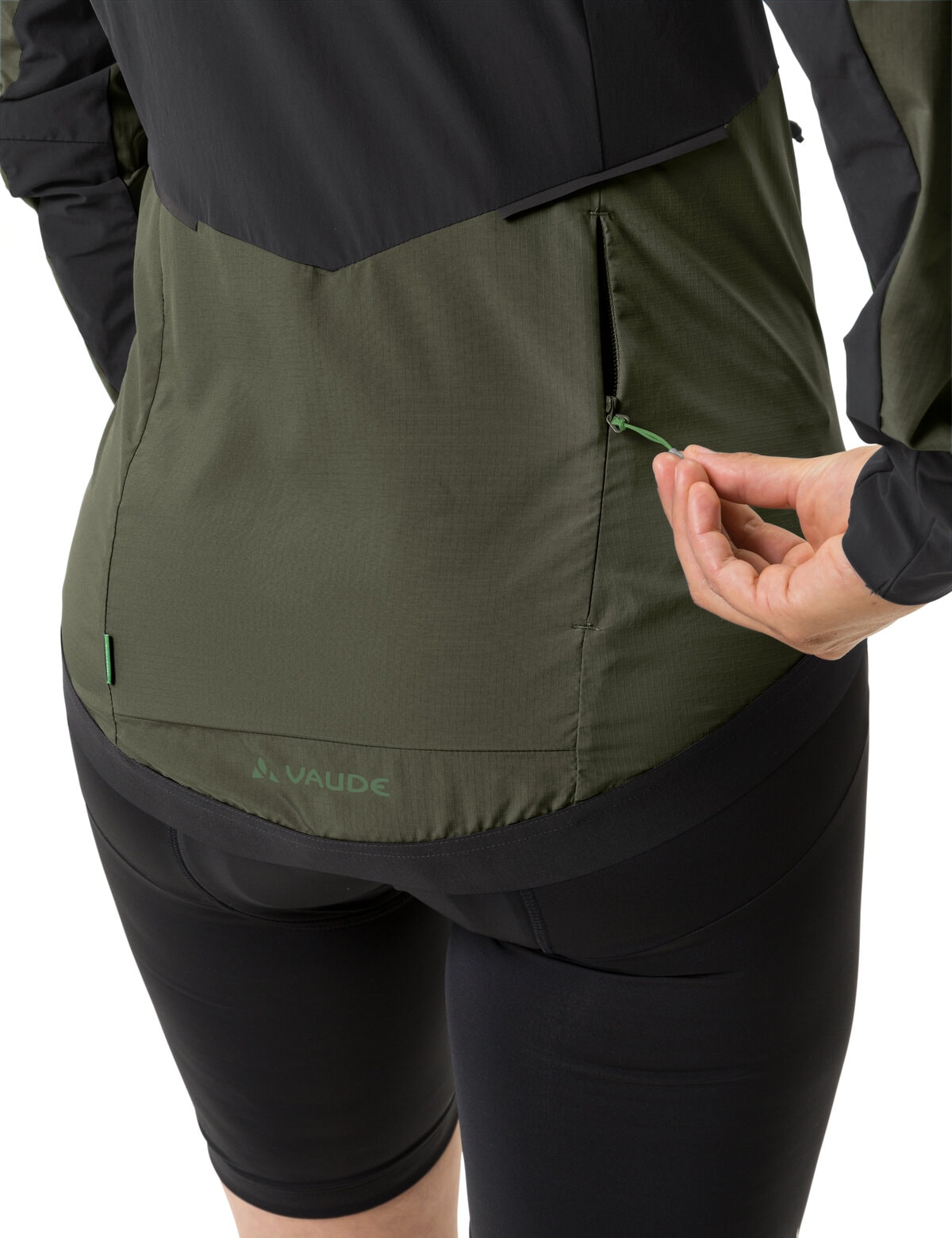VAUDE Fahrradjacke besonders geringes Gewicht, kleines Packmass, winddicht, atmungsaktiv