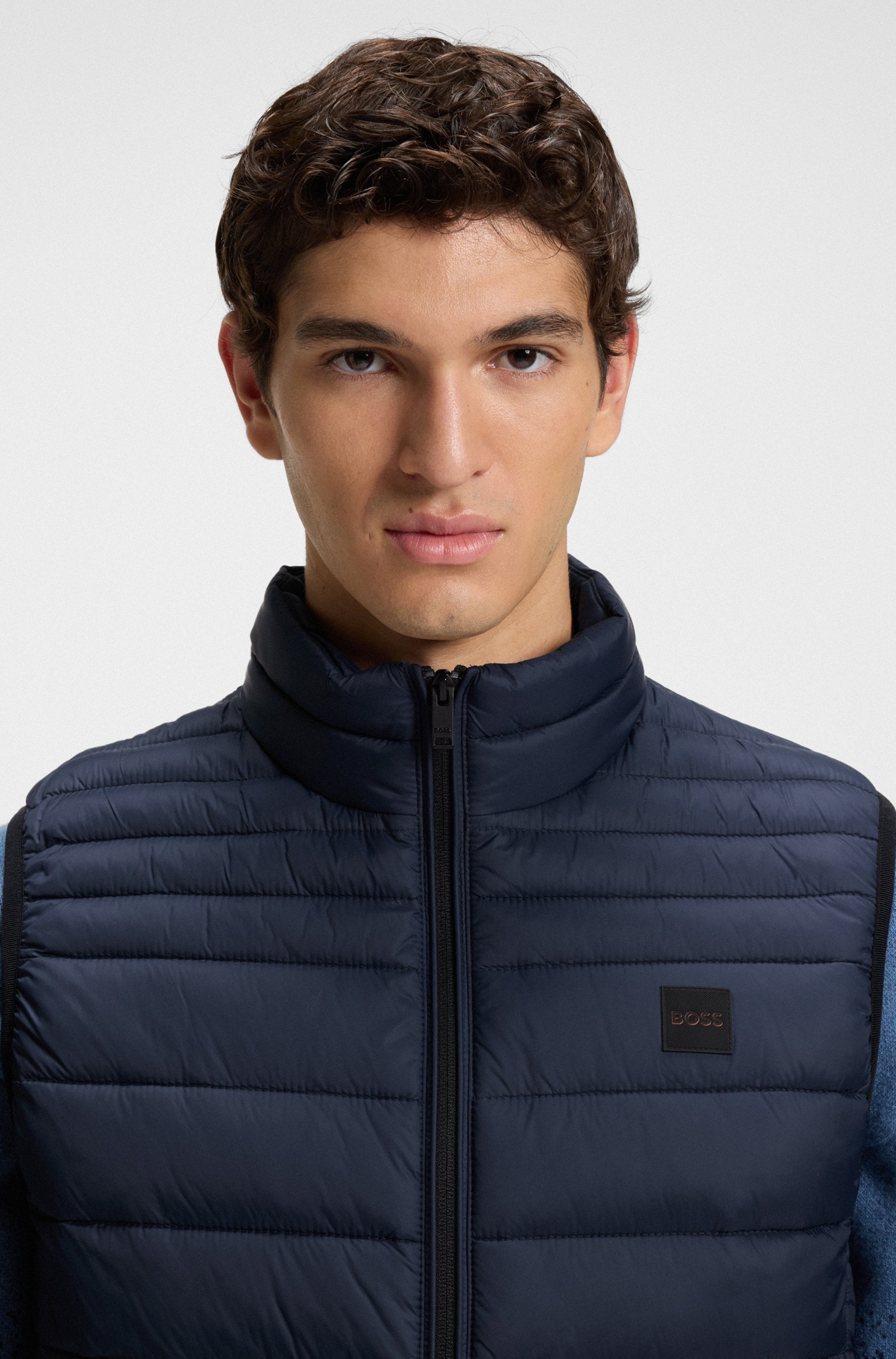 BOSS ORANGE Gilet matelassé »Odeno« Stehkragen, slim fit, kurze Länge