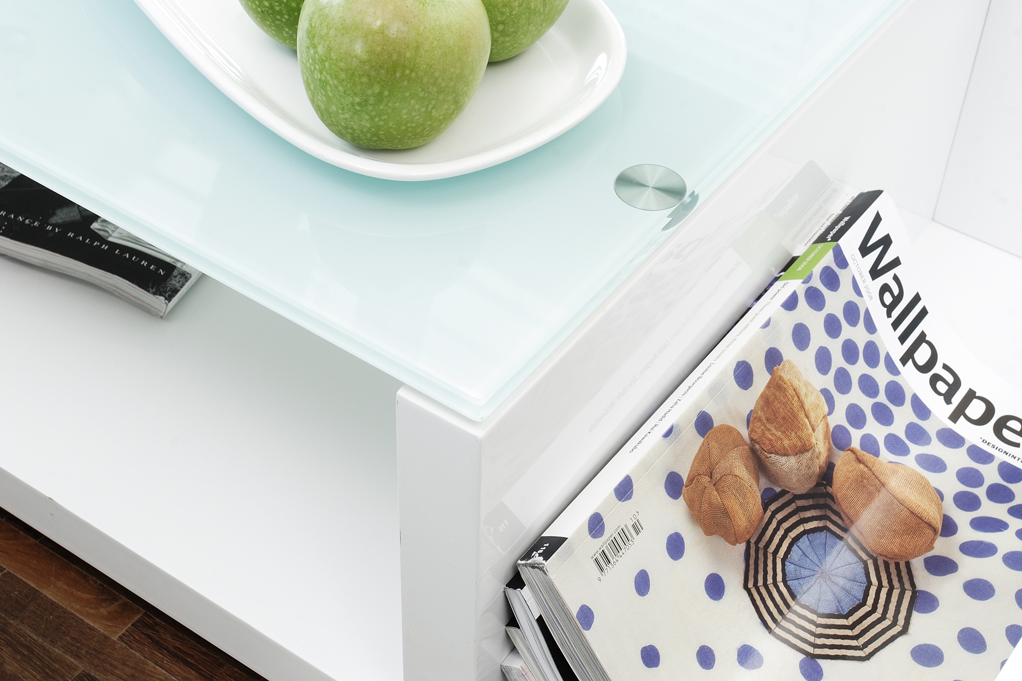 SalesFever Table basse »Wohnzimmer-Tisch im skandinavischen Stil« Praktisch mit seitlichem Magazinfach