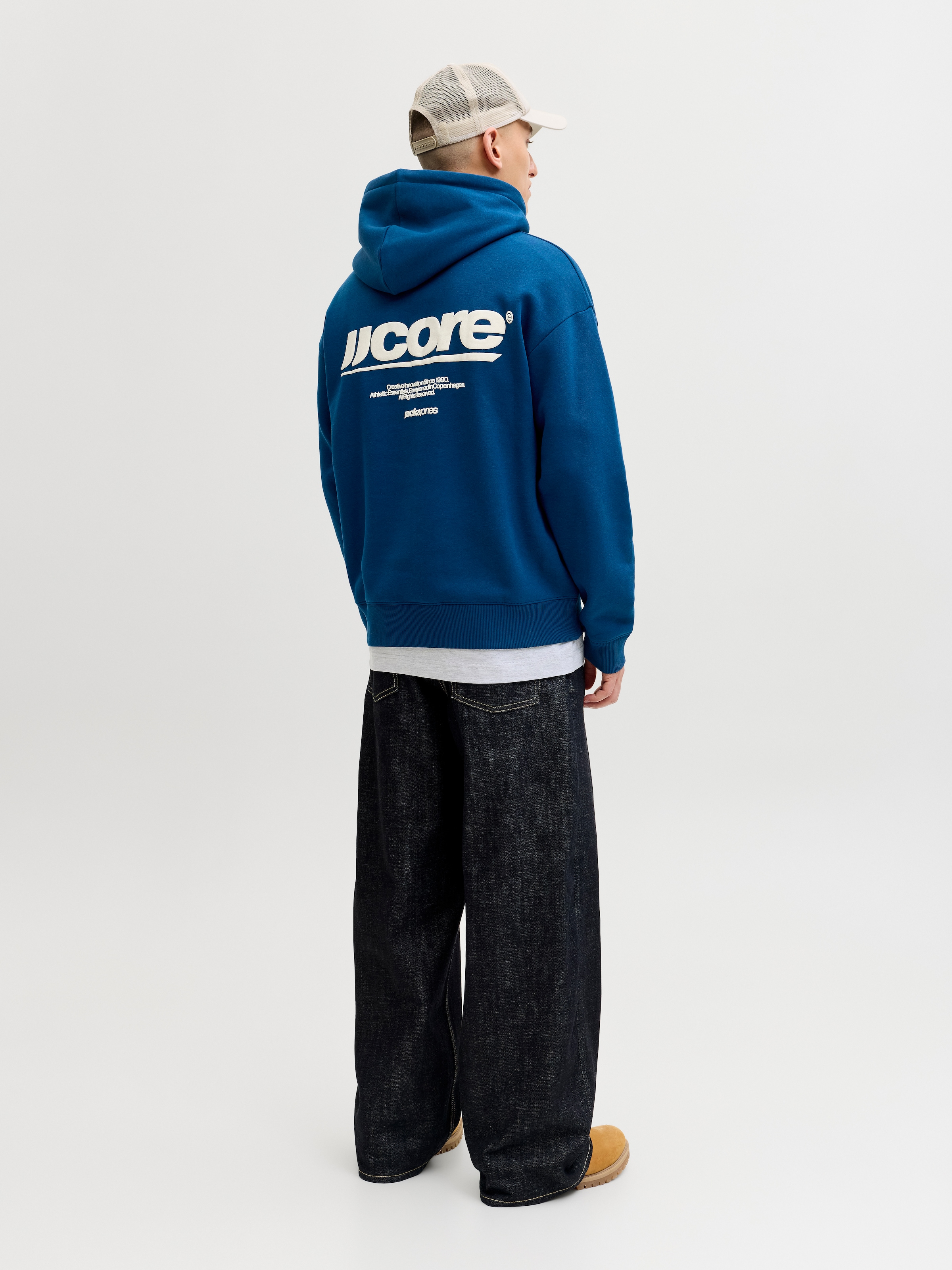 Jack & Jones Kapuzensweatshirt »JCOCLUB BACKPRINT SWEAT HOOD«, mit Print
