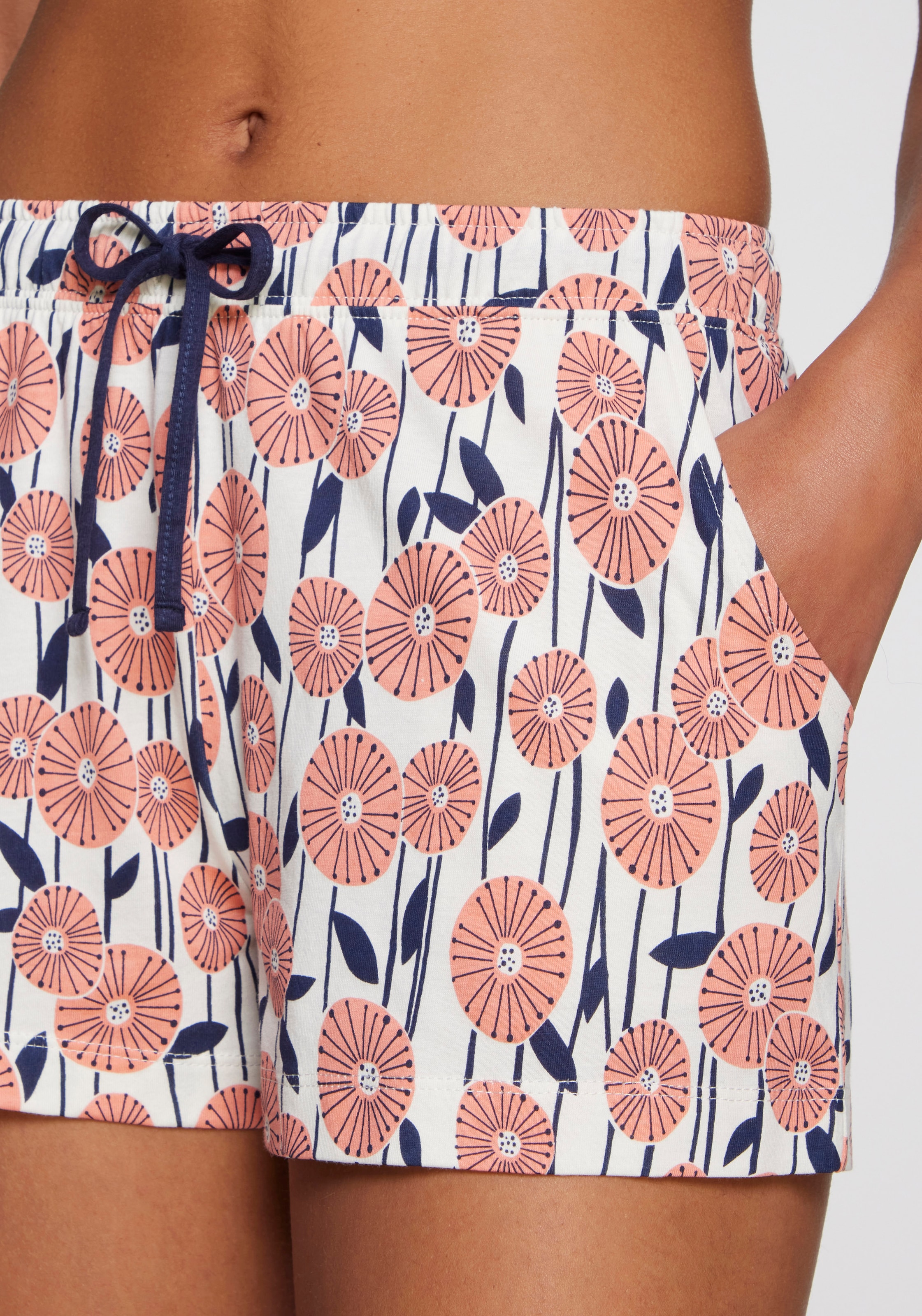 Vivance Dreams Pyjamashorts  mit schönem Alloverdruck