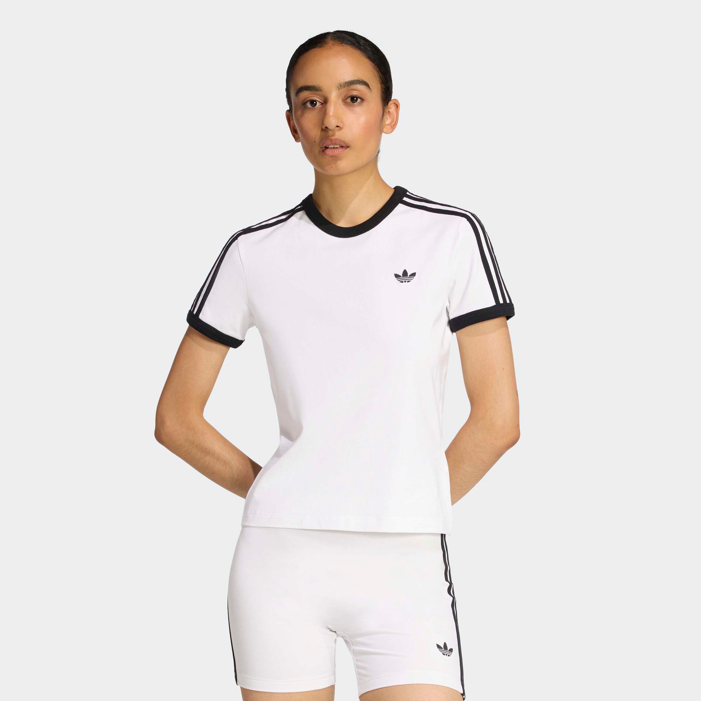 adidas Originals T-Shirt »3-STREIFEN, SCHMAL GESCHNITTEN« sanft anliegende Passform, ohne Verschluss, für sportlichen Look