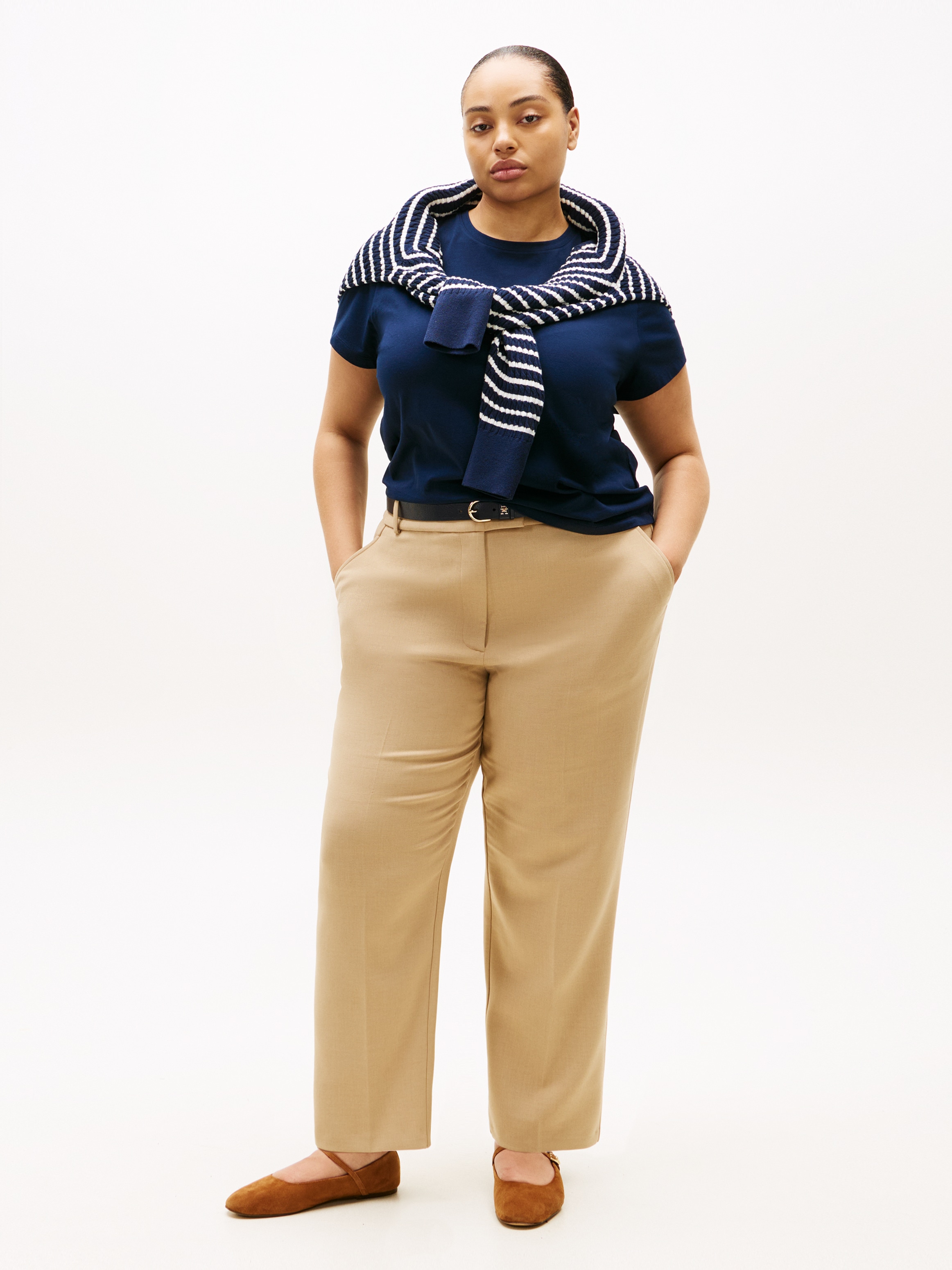 Tommy Hilfiger Curve Kurzarmshirt »CRV TH SCRIPT REG C-NK SS TEE« in grossen Grössen