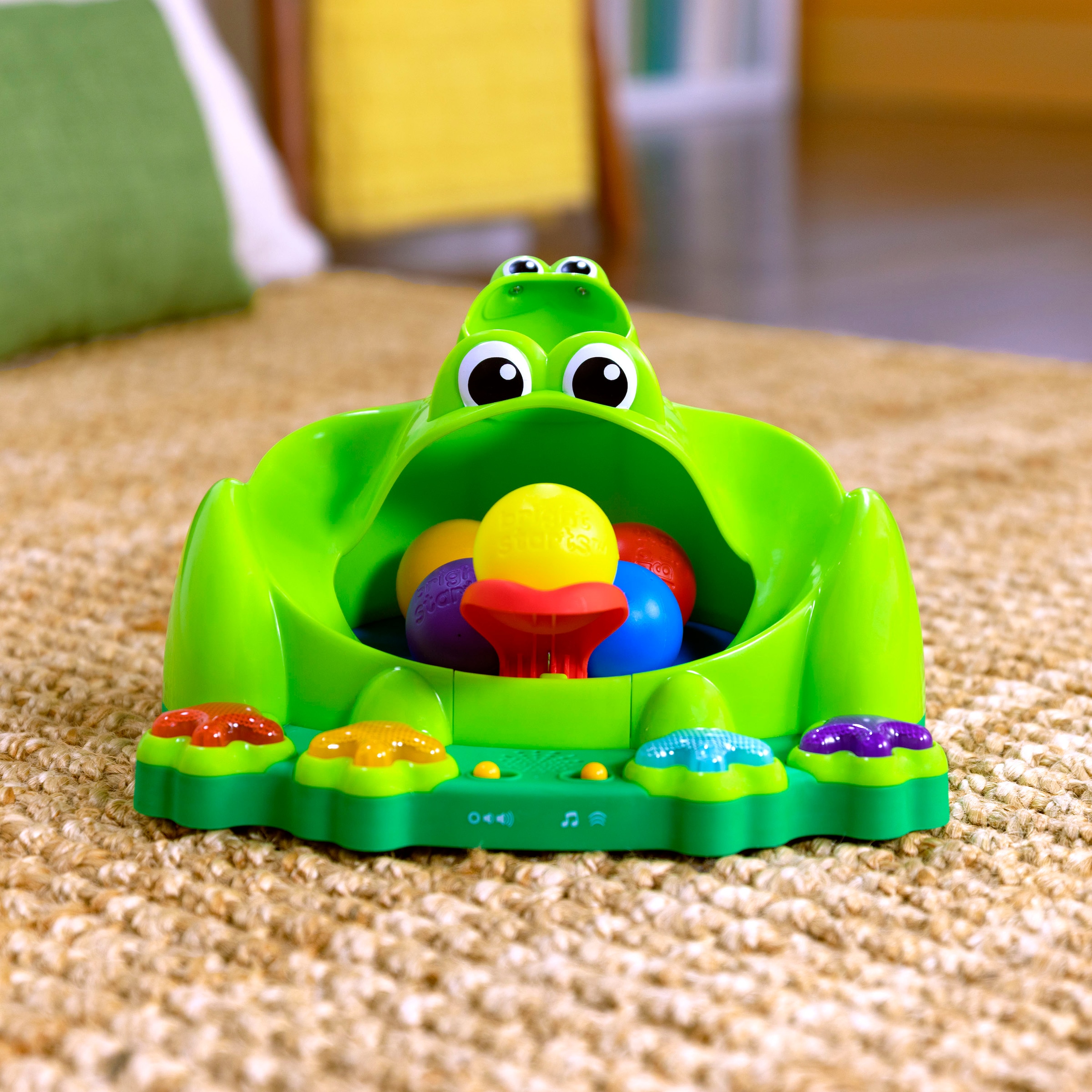 Bright Starts Lernspielzeug »Poppin' Ball Frog Ball Play Toy« mit Licht und Sound