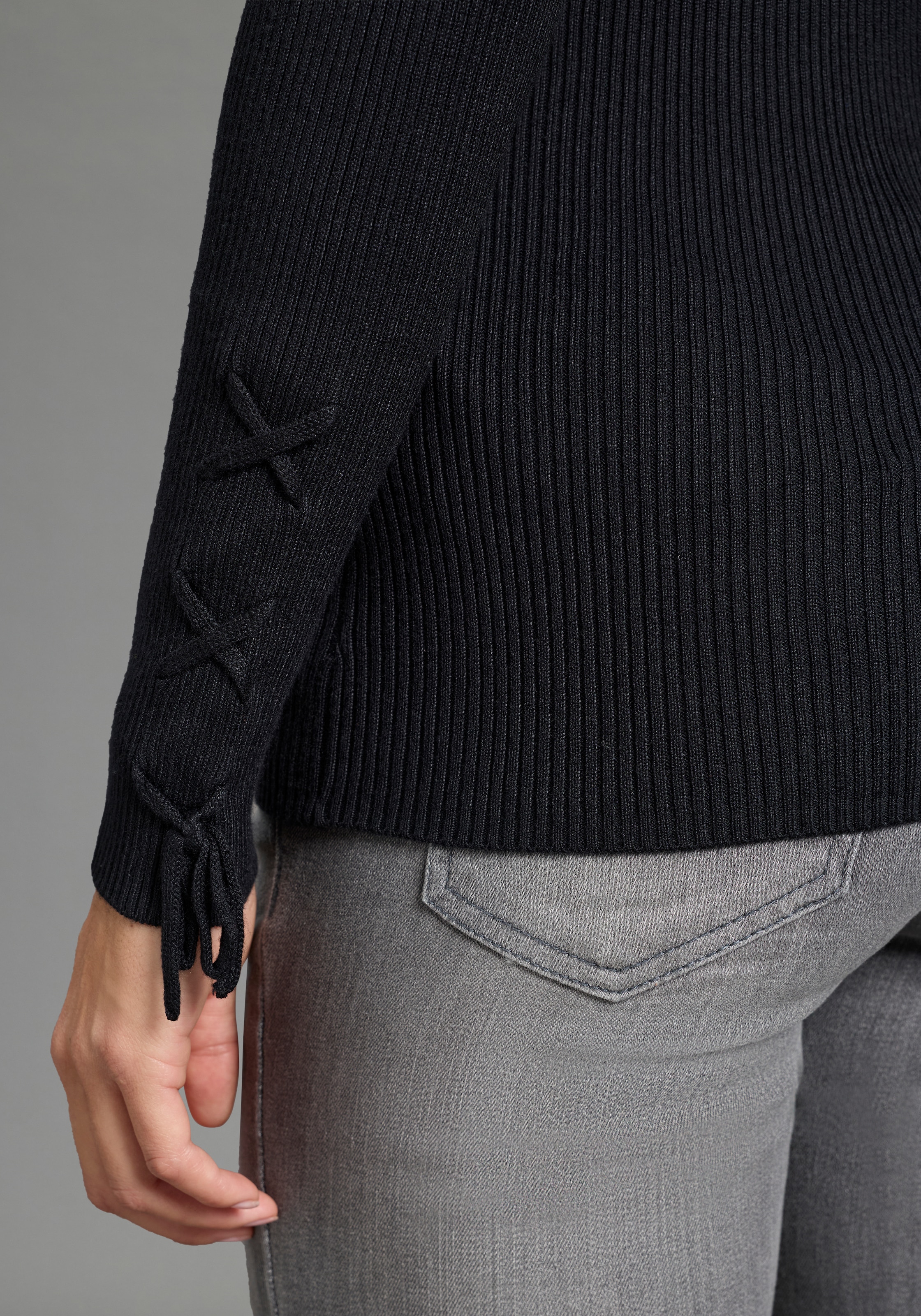 Melrose Pull en tricot coupe féminine en côte avec laçage