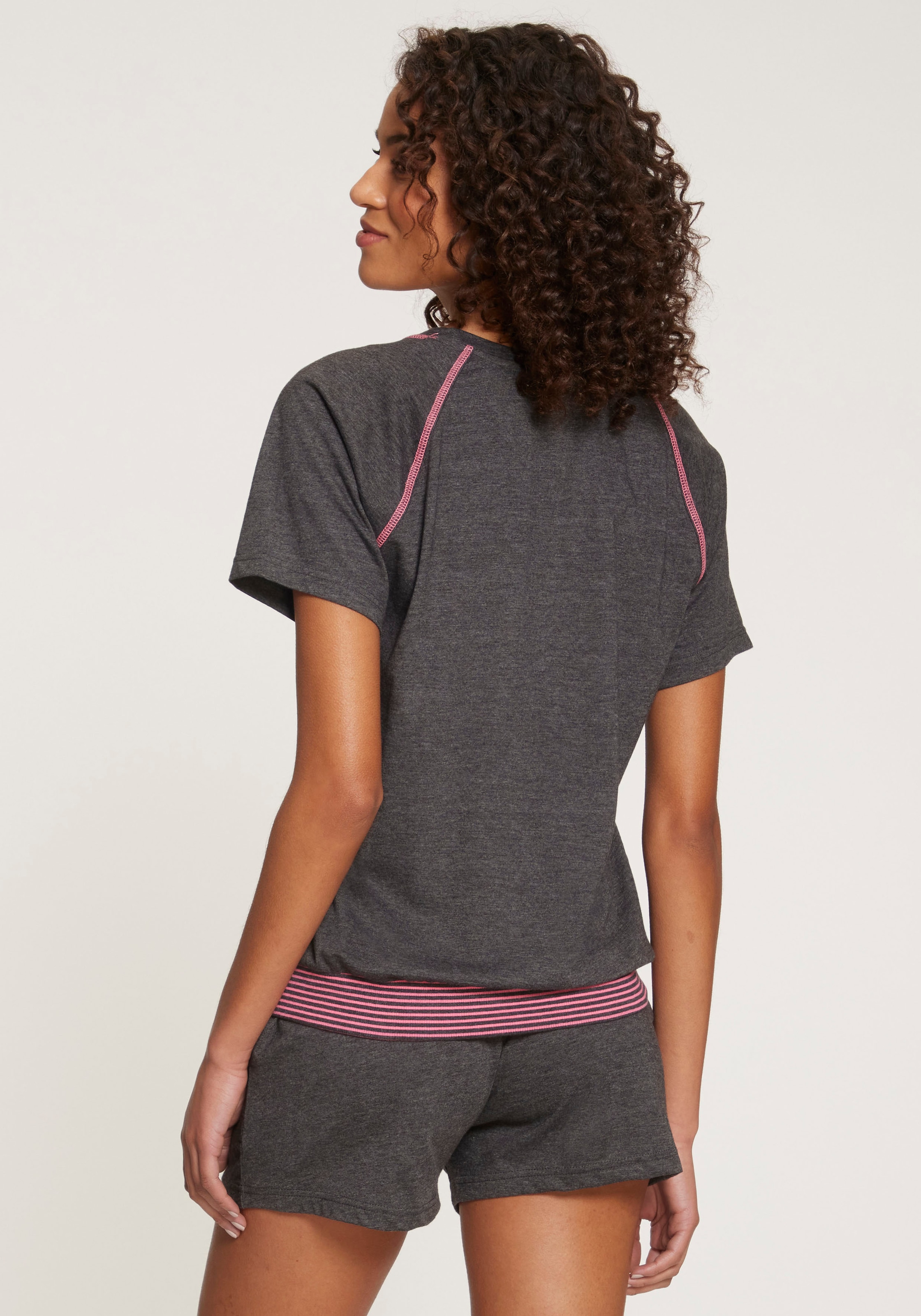 Vivance Dreams Shorty 2 tlg. mit dekorativen Flatlock-Nähten in Neonfarben