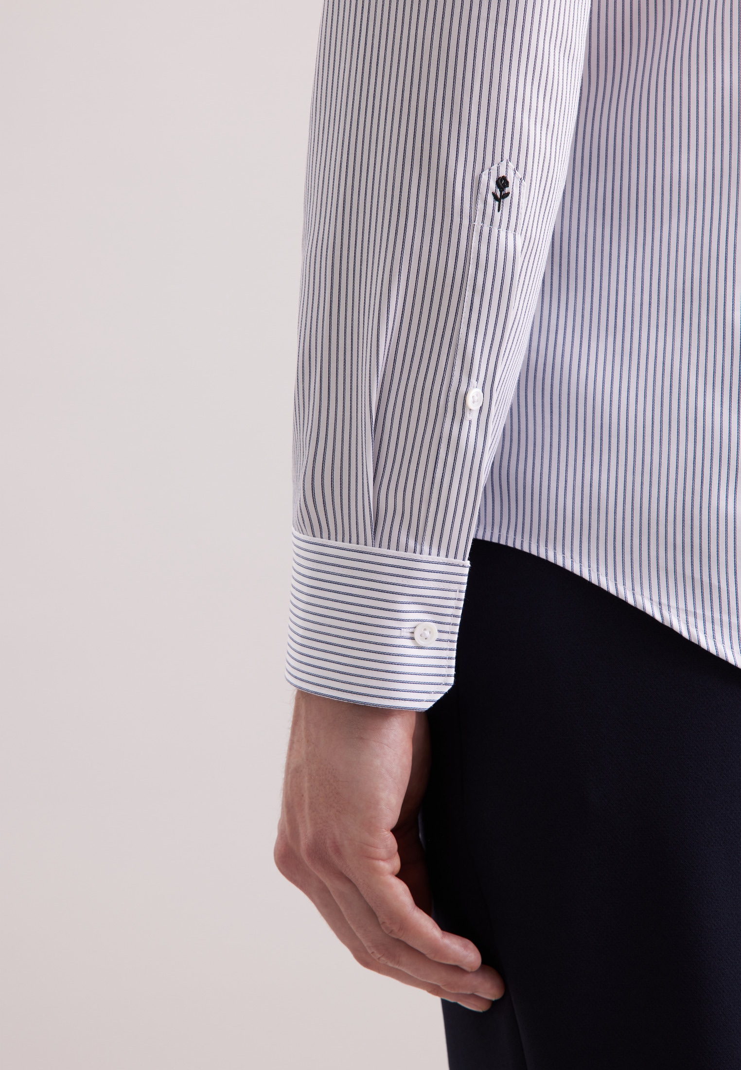 seidensticker Chemise d'affaires »Schwarze Rose« Slim 1/1 Kentkragen Gestreift