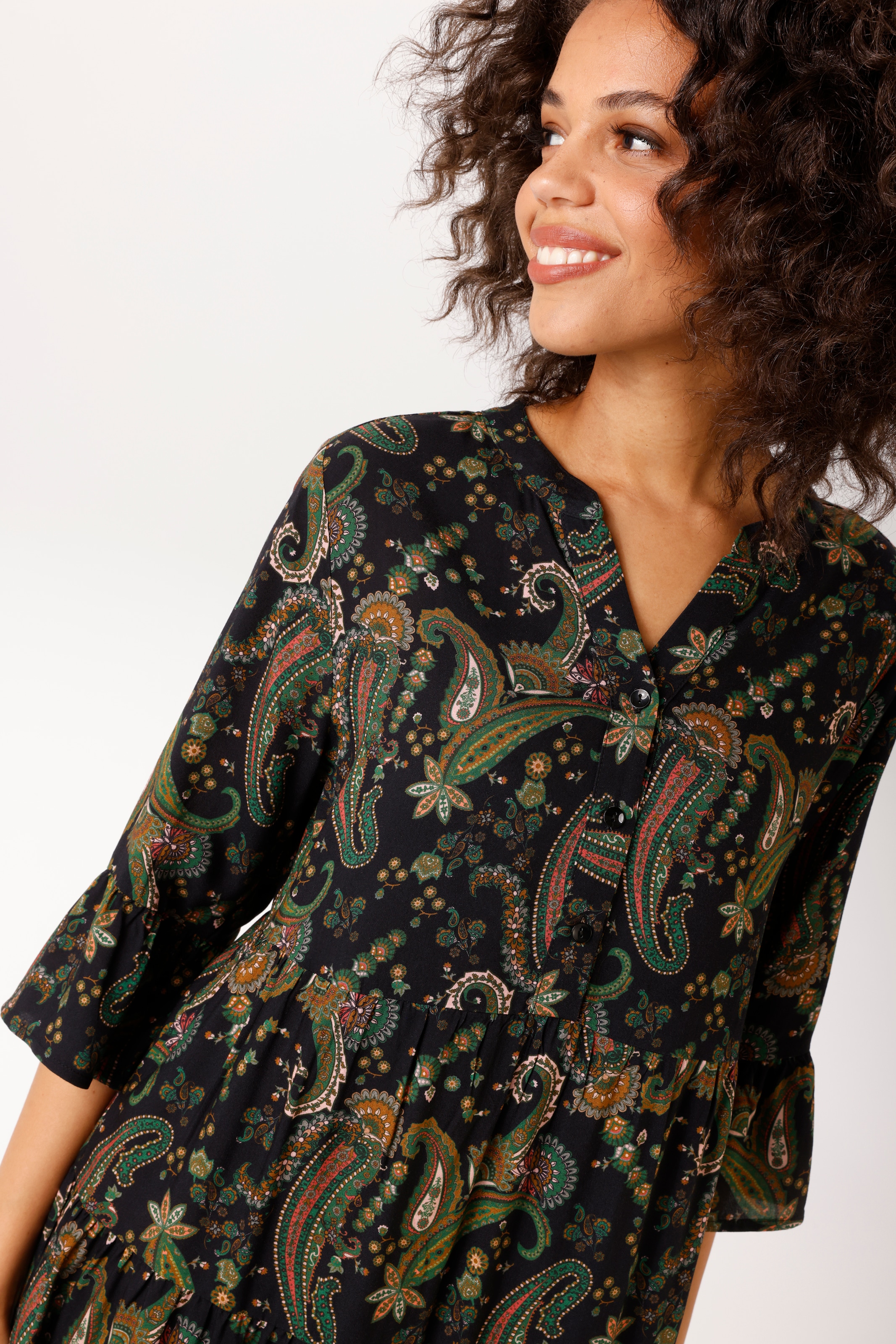 Aniston CASUAL Robe tunique imprimé de motifs paisley colorés - NOUVELLE COLLECTION
