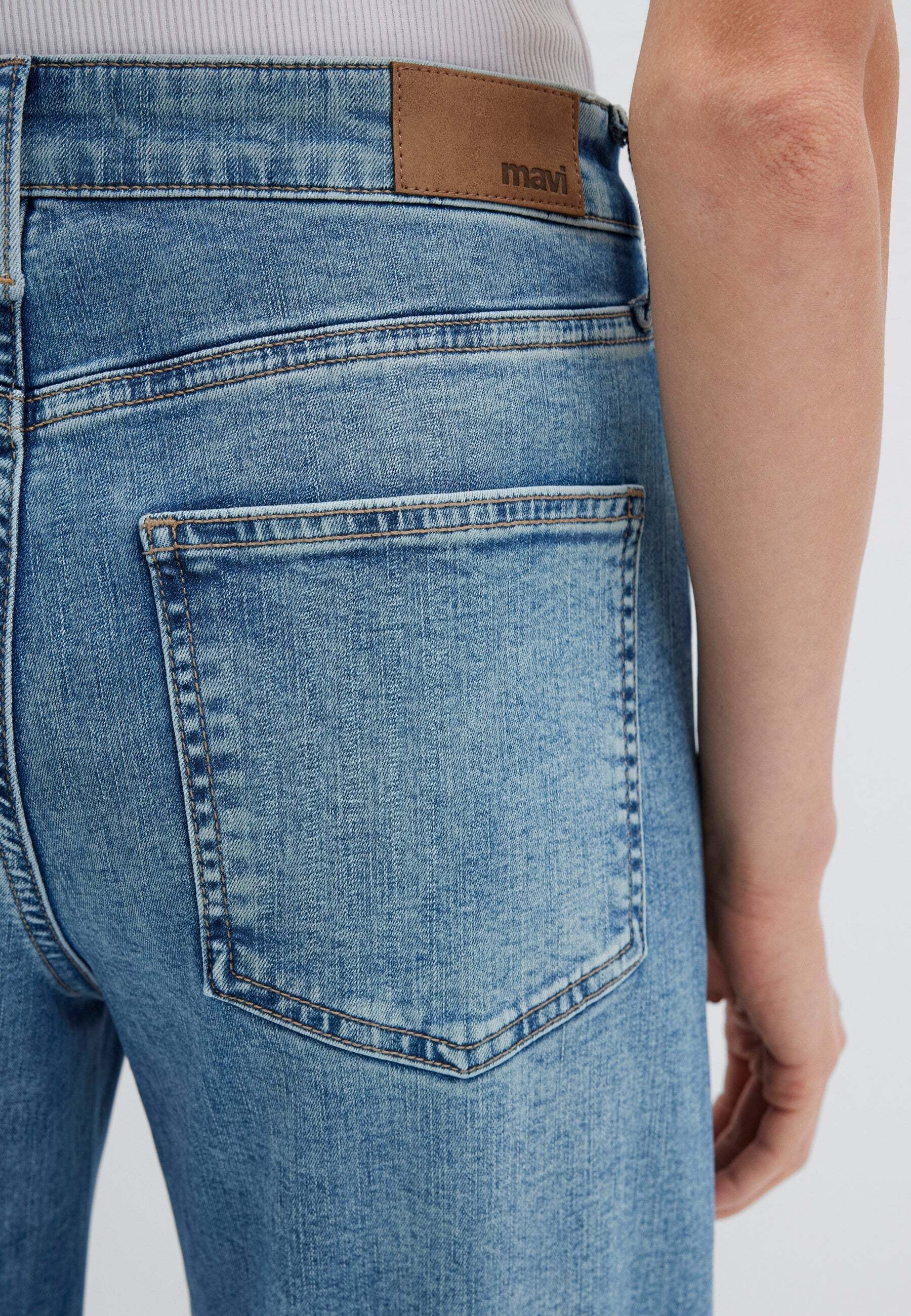 Mavi Jeans boyfriend »Mavi Jeans Leila With Cut«