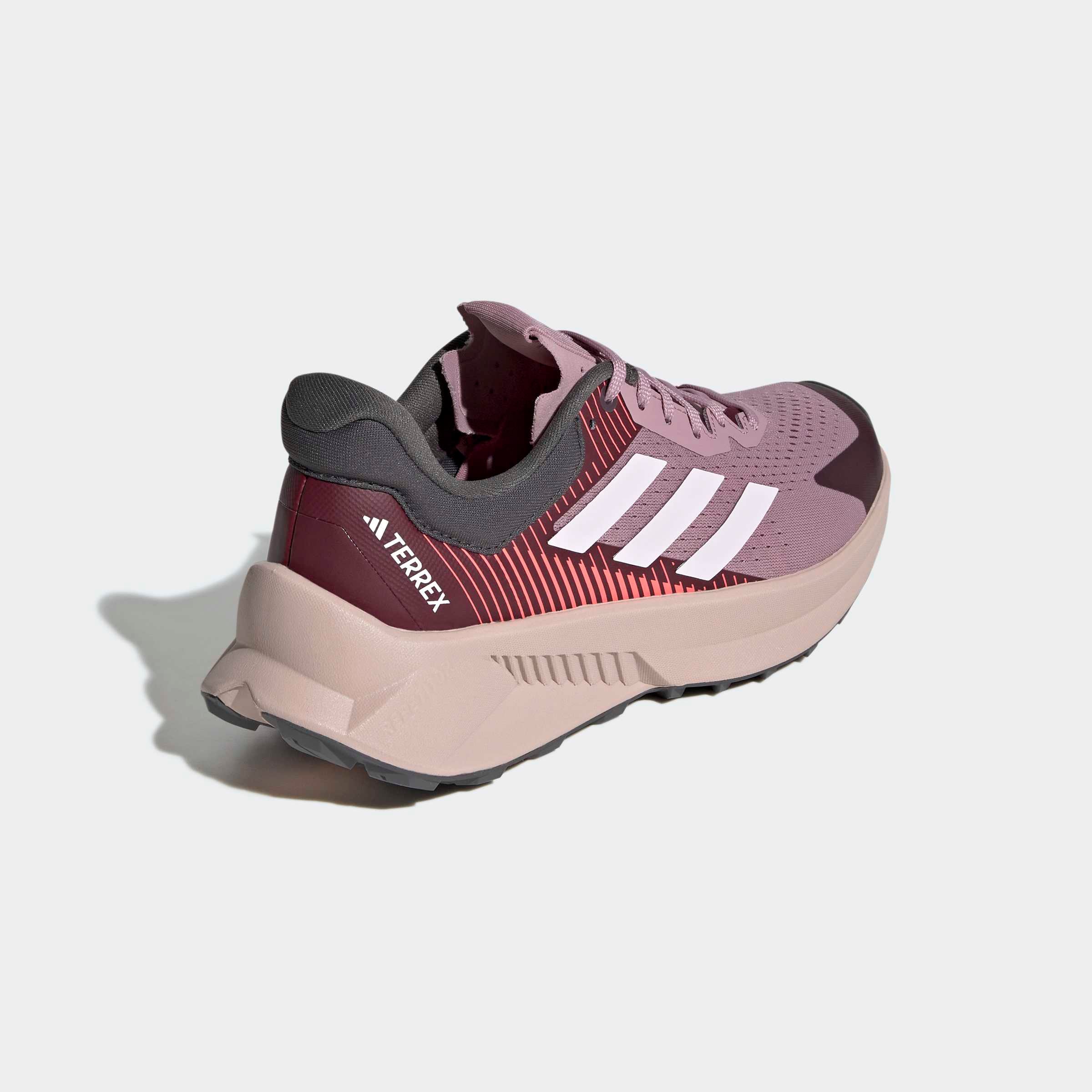 adidas TERREX Chaussure d'intérieur »SOULSTRIDE FLOW«  chaussures de trail running