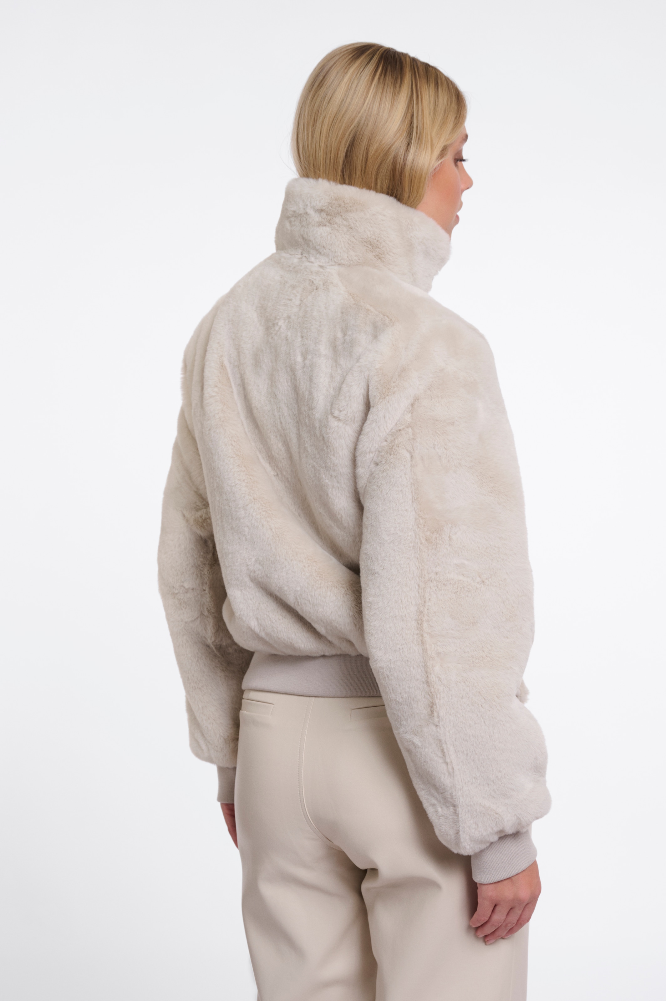 Rino & Pelle Veste en fausse fourrure »AMBRA« avec détail à sangle