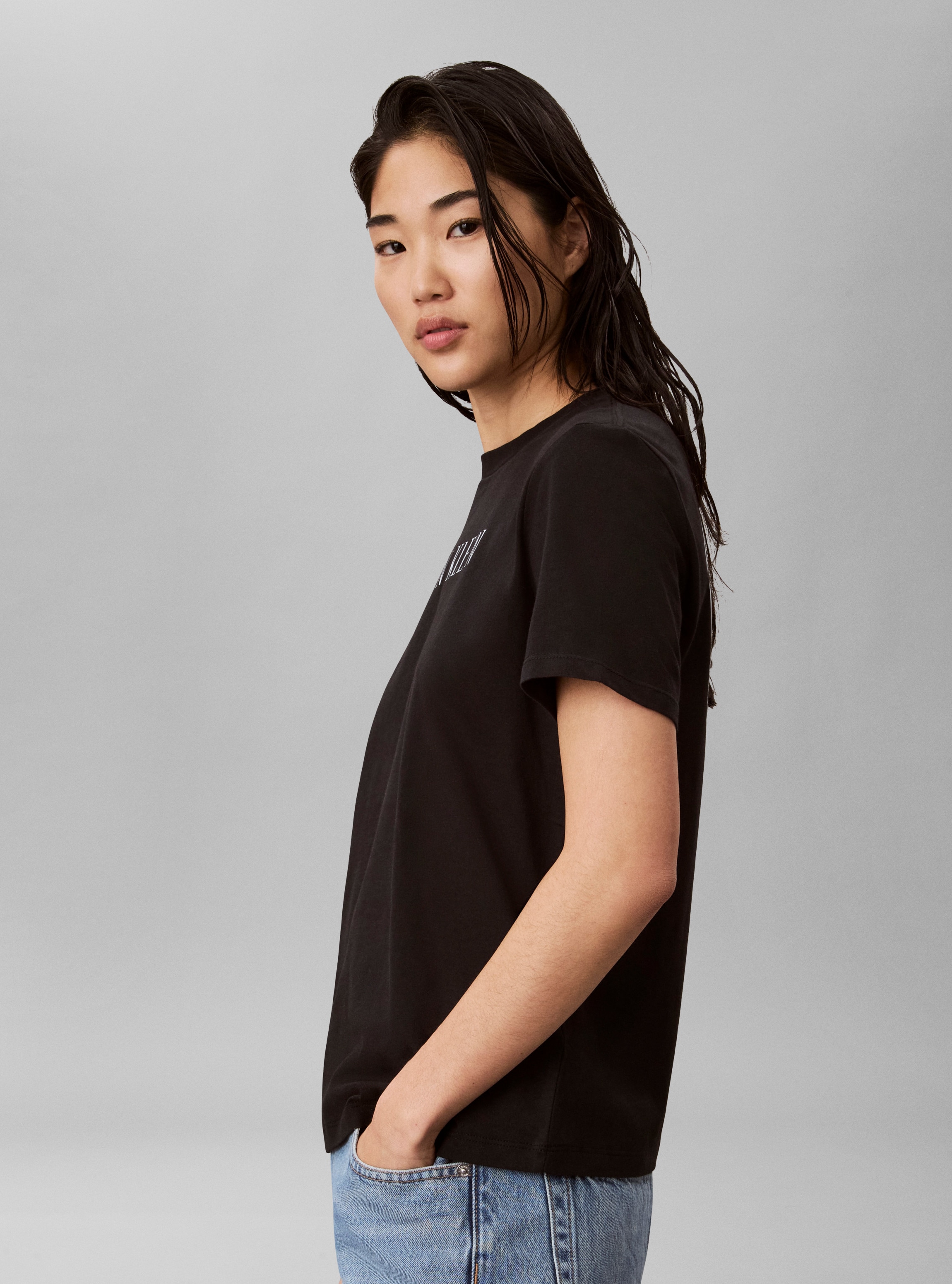 Calvin Klein Jeans T-shirt Encolure ronde, coupe régulière, inscription logo