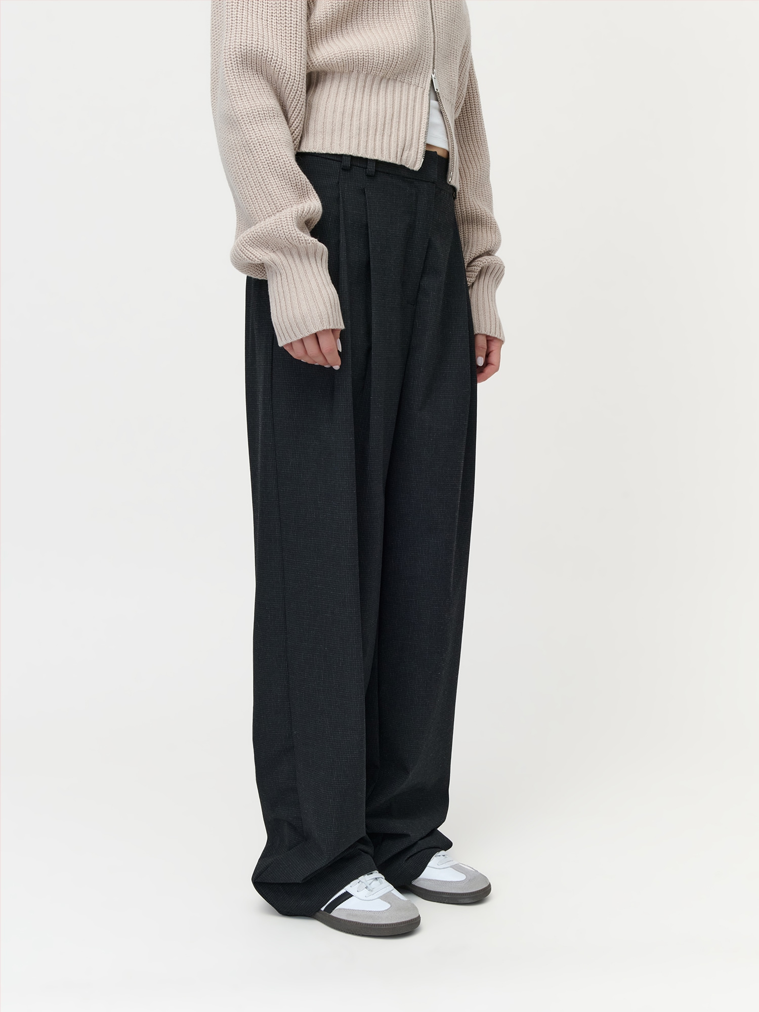LeGer Pantalon en tissu »Julie Tall, LeGer by Lena Gercke«  avec plis de ceinture et pressions, motif fin, coupe longue