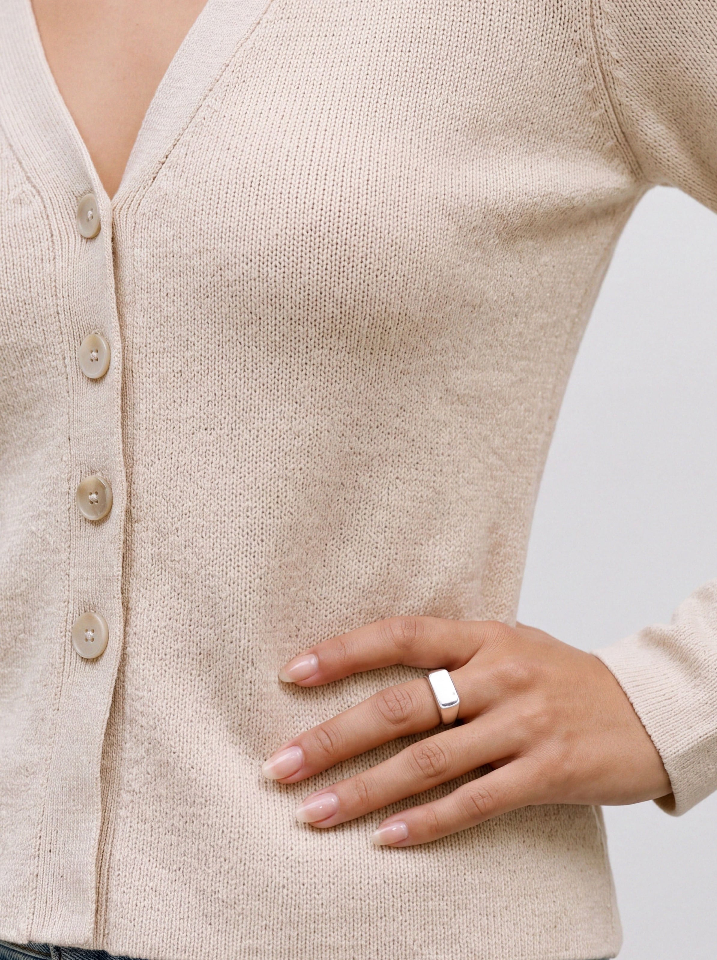 Vero Moda Veste en tricot »VMMILLE LS V-NECK CARDIGAN NOOS« Mélange de matières avec laine