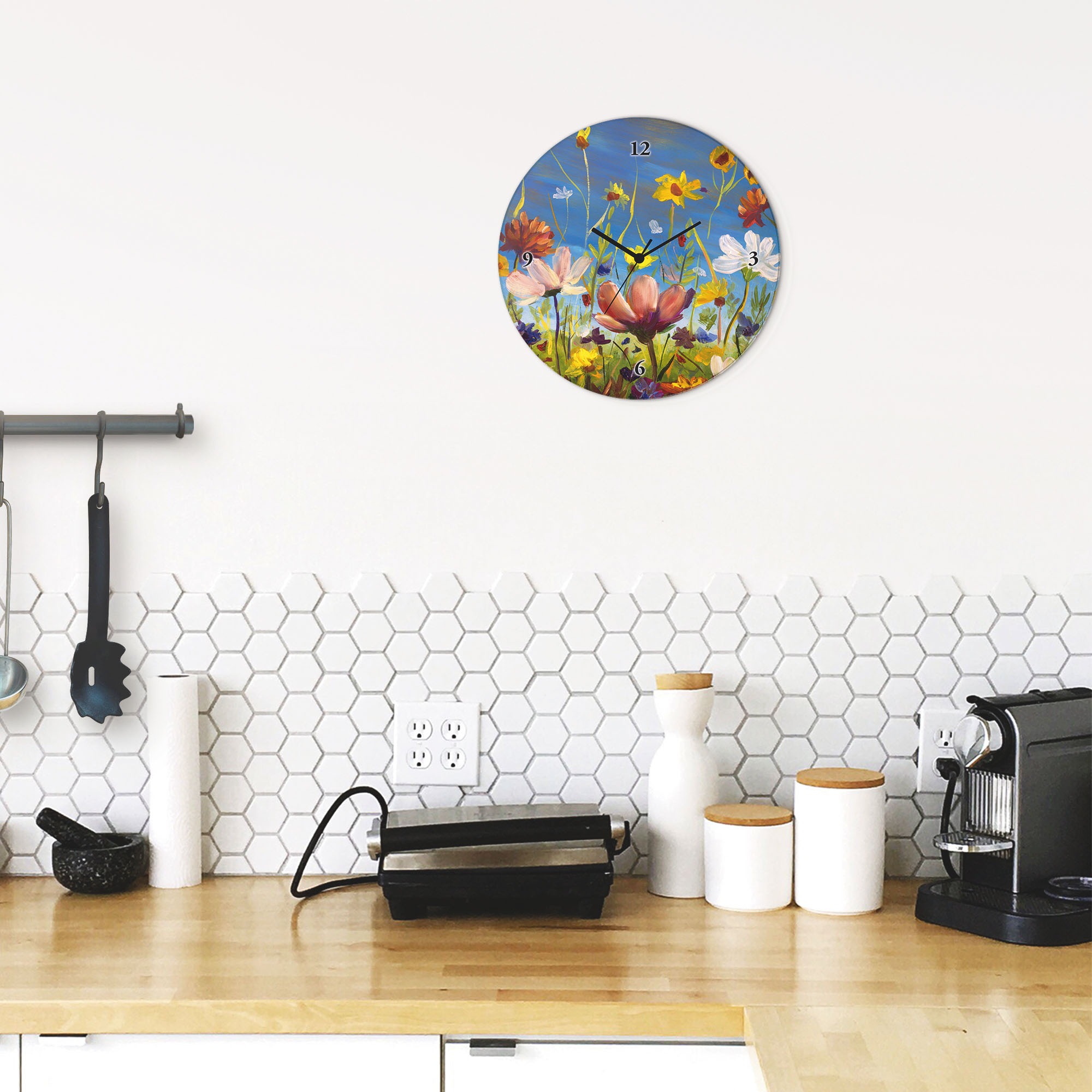 Artland Wanduhr »Glasuhr rund Wildblumenwiese« wahlweise mit  Quarz- oder Funkuhrwerk, lautlos ohne Tickgeräusche